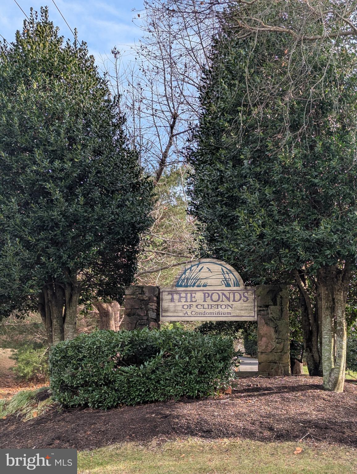 PONDS AT CENTREVILLE - Residential