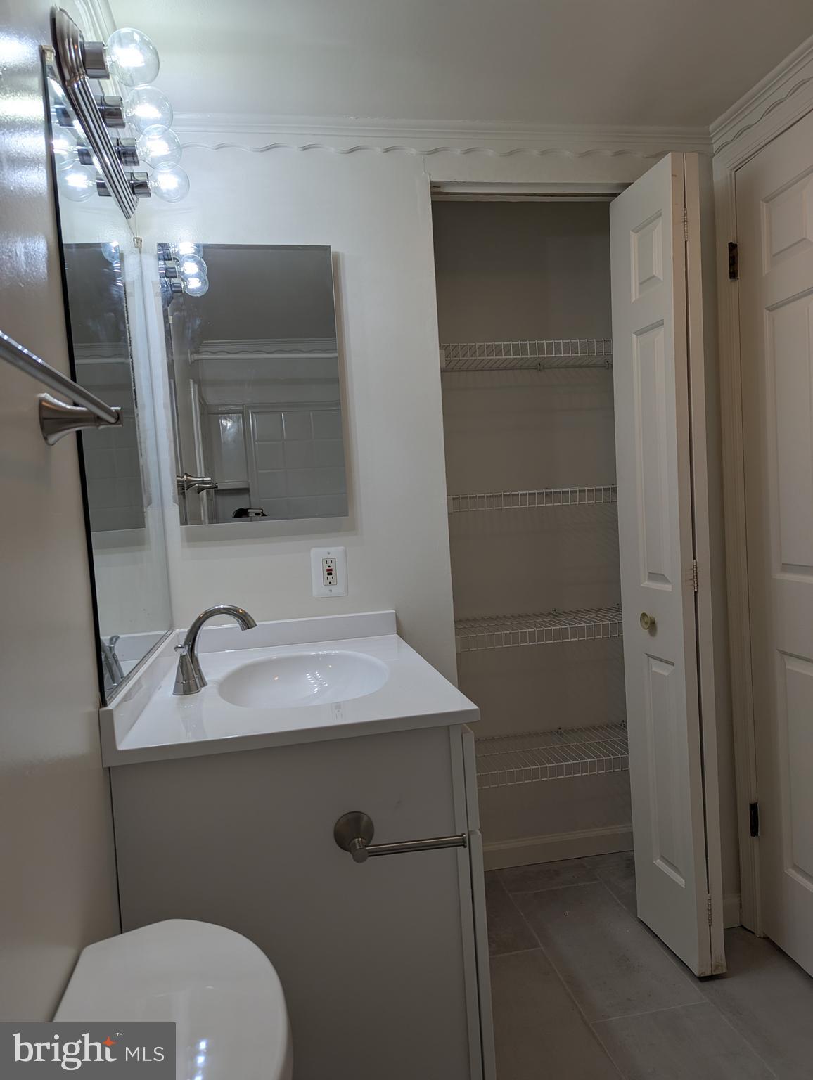 PONDS AT CENTREVILLE - Residential