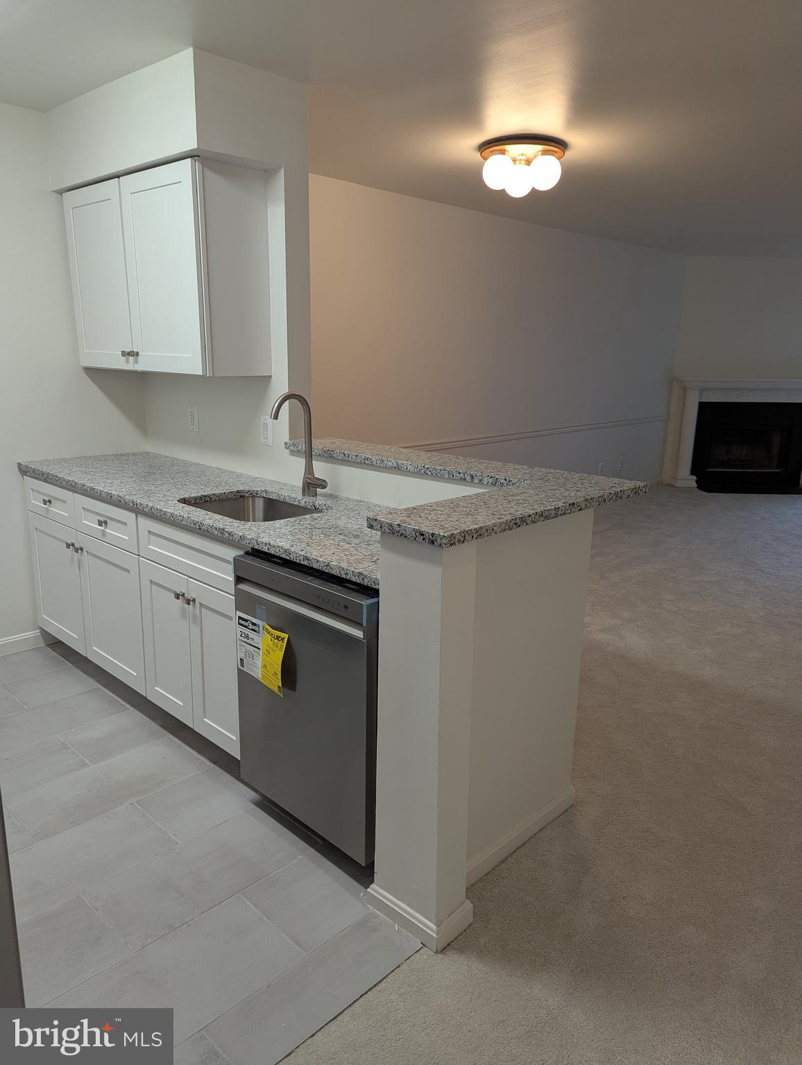 PONDS AT CENTREVILLE - Residential