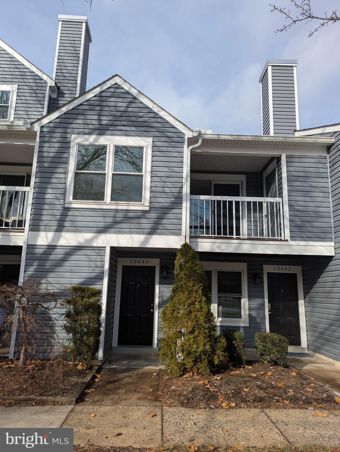 PONDS AT CENTREVILLE - Residential