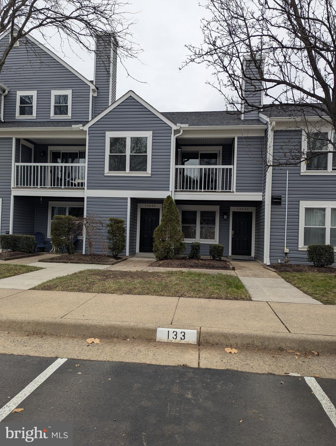 PONDS AT CENTREVILLE - Residential