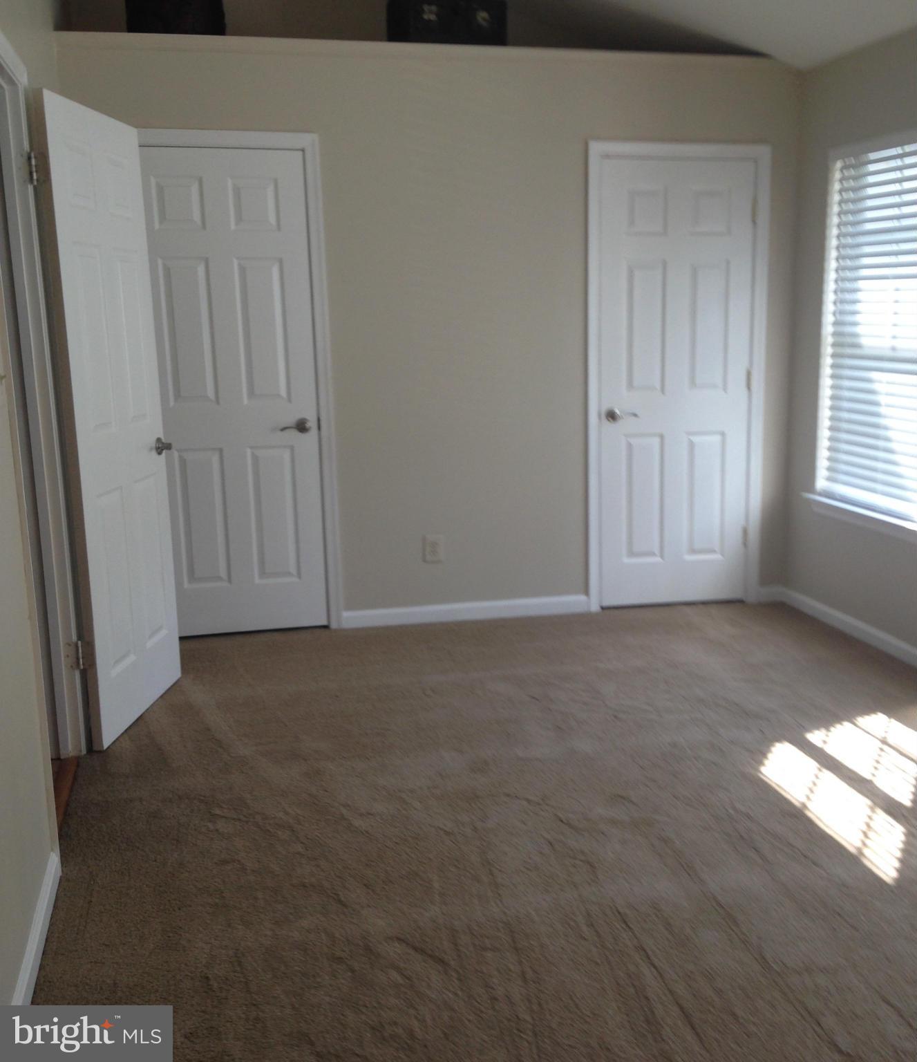 FOXBOROUGH FARMS - Residential