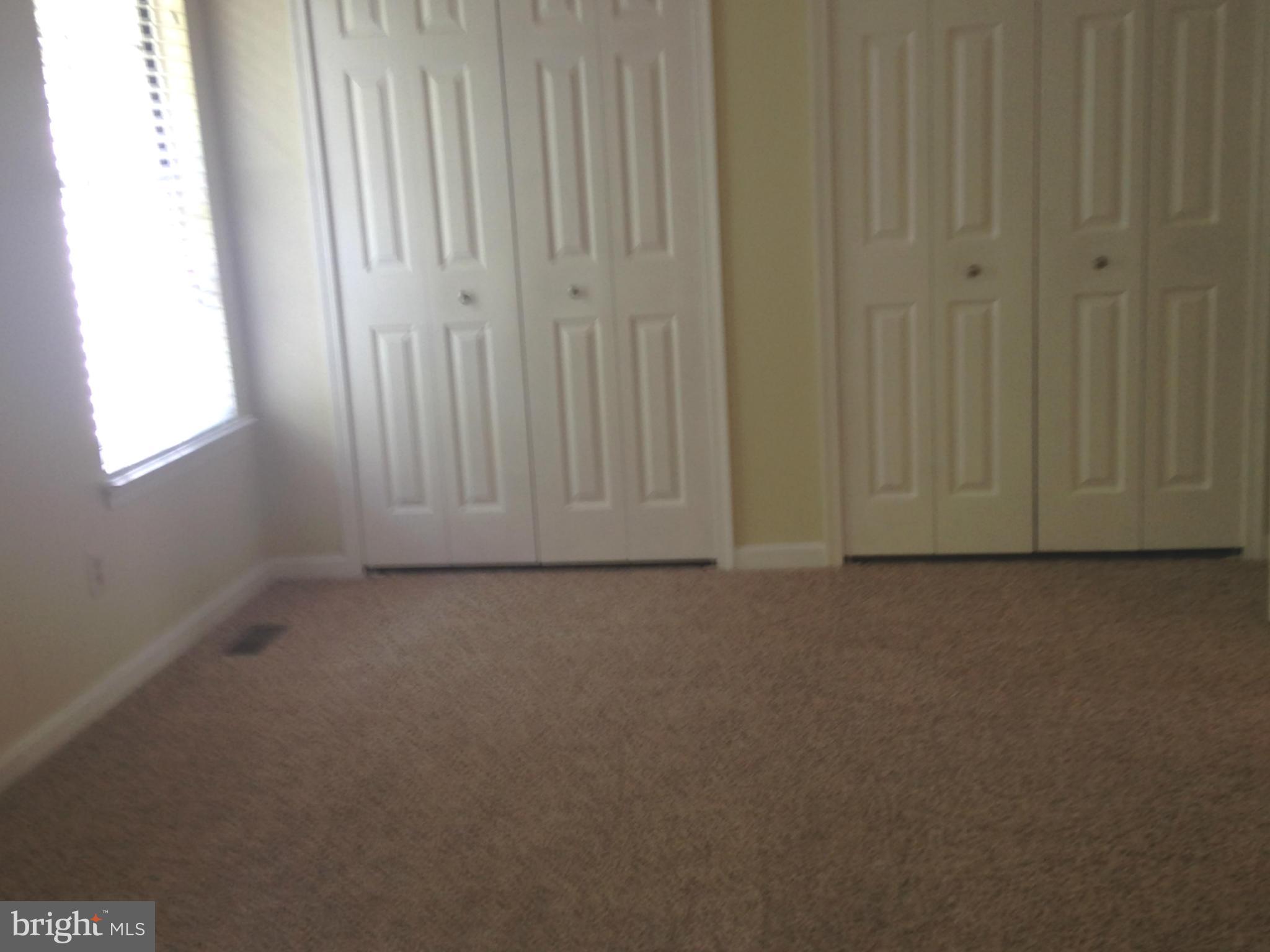 FOXBOROUGH FARMS - Residential