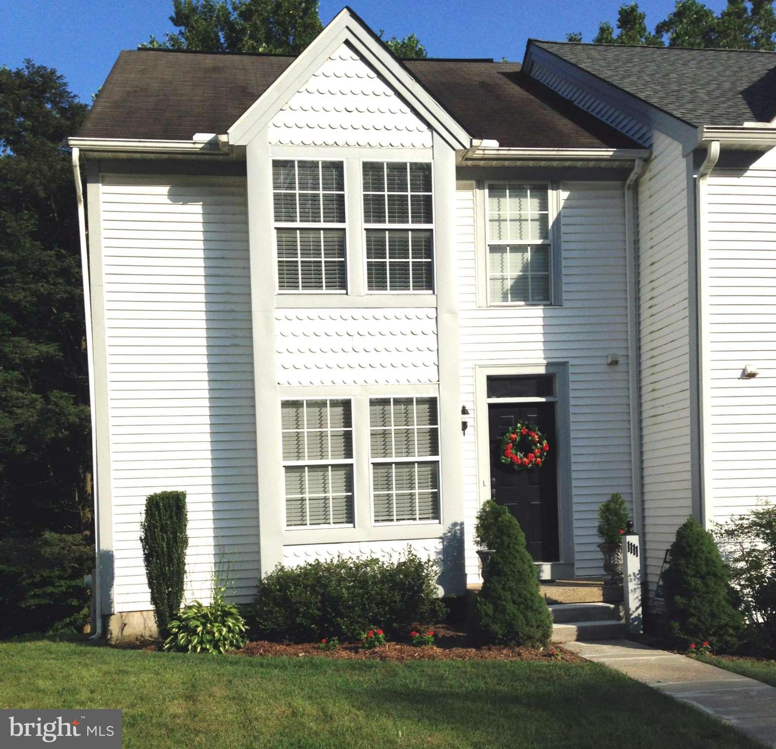 FOXBOROUGH FARMS - Residential