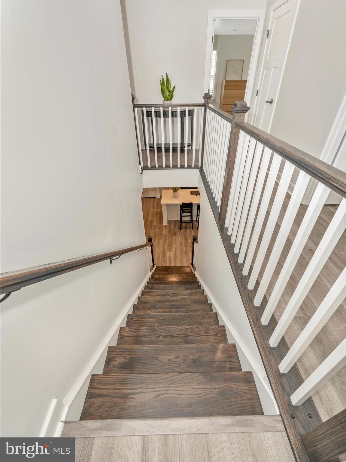 LAKE LINGANORE - Residential