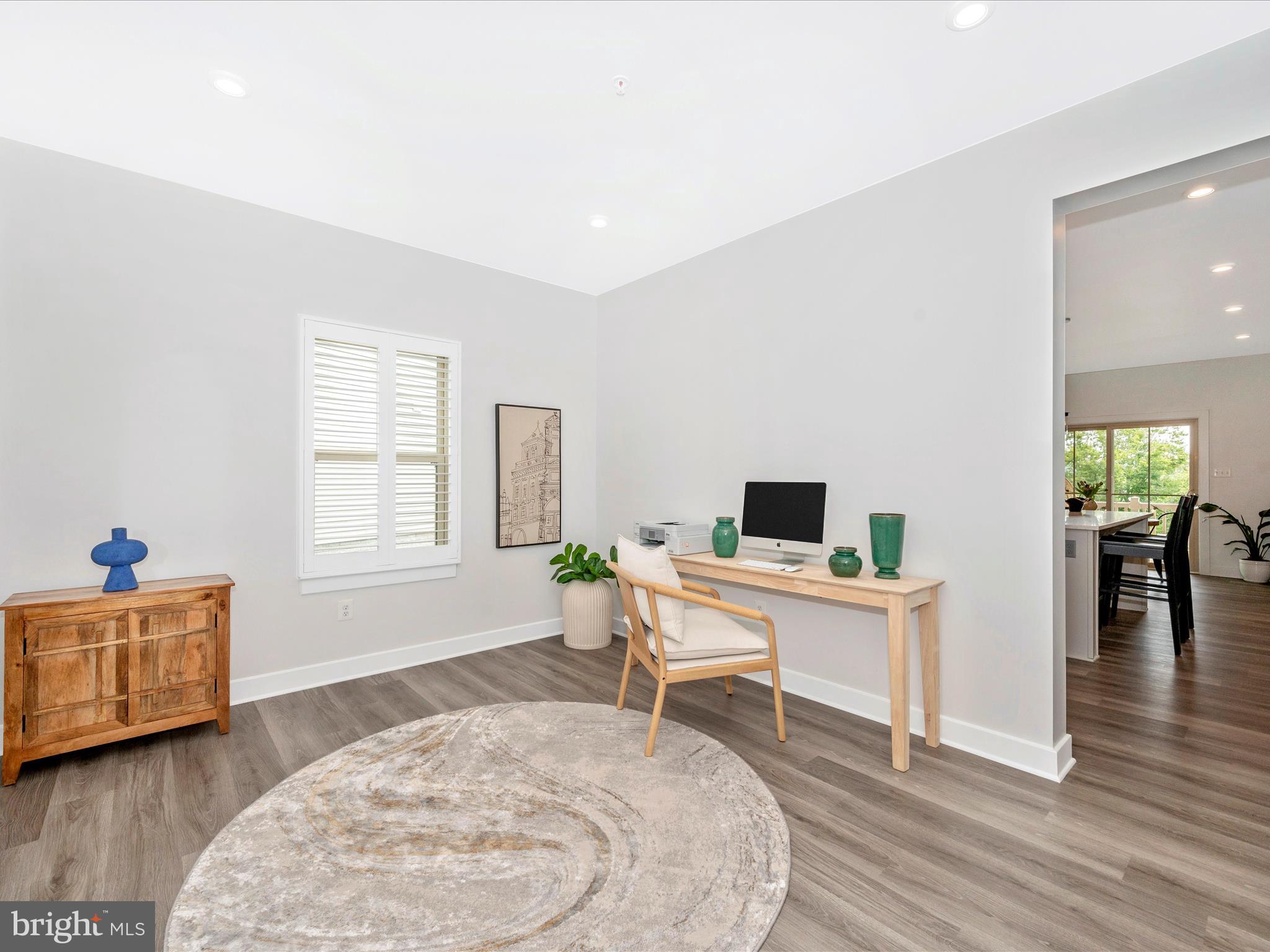 LAKE LINGANORE - Residential