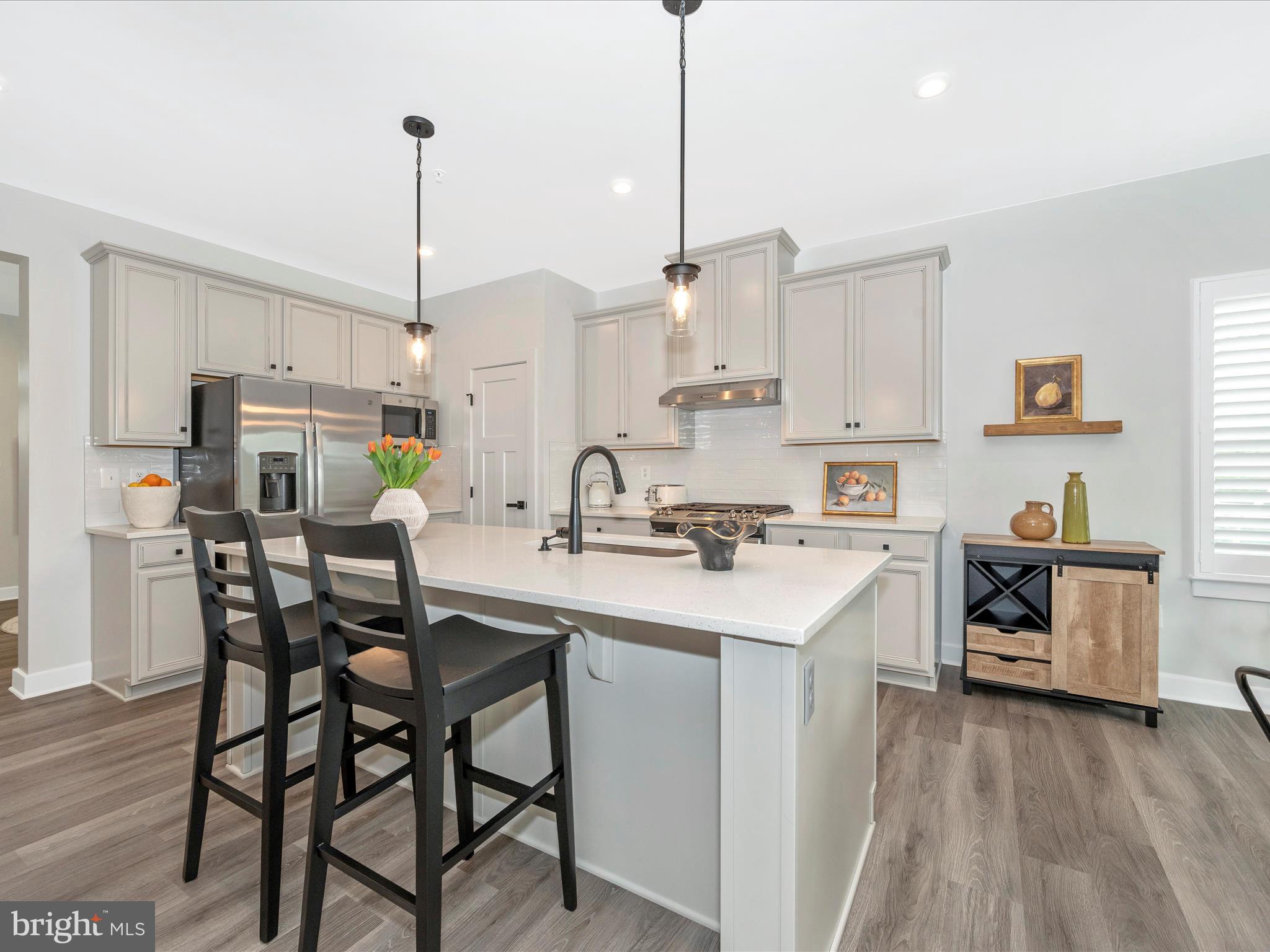 LAKE LINGANORE - Residential