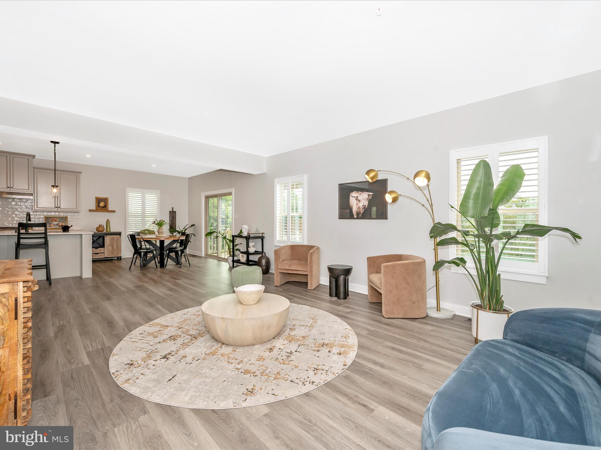 LAKE LINGANORE - Residential