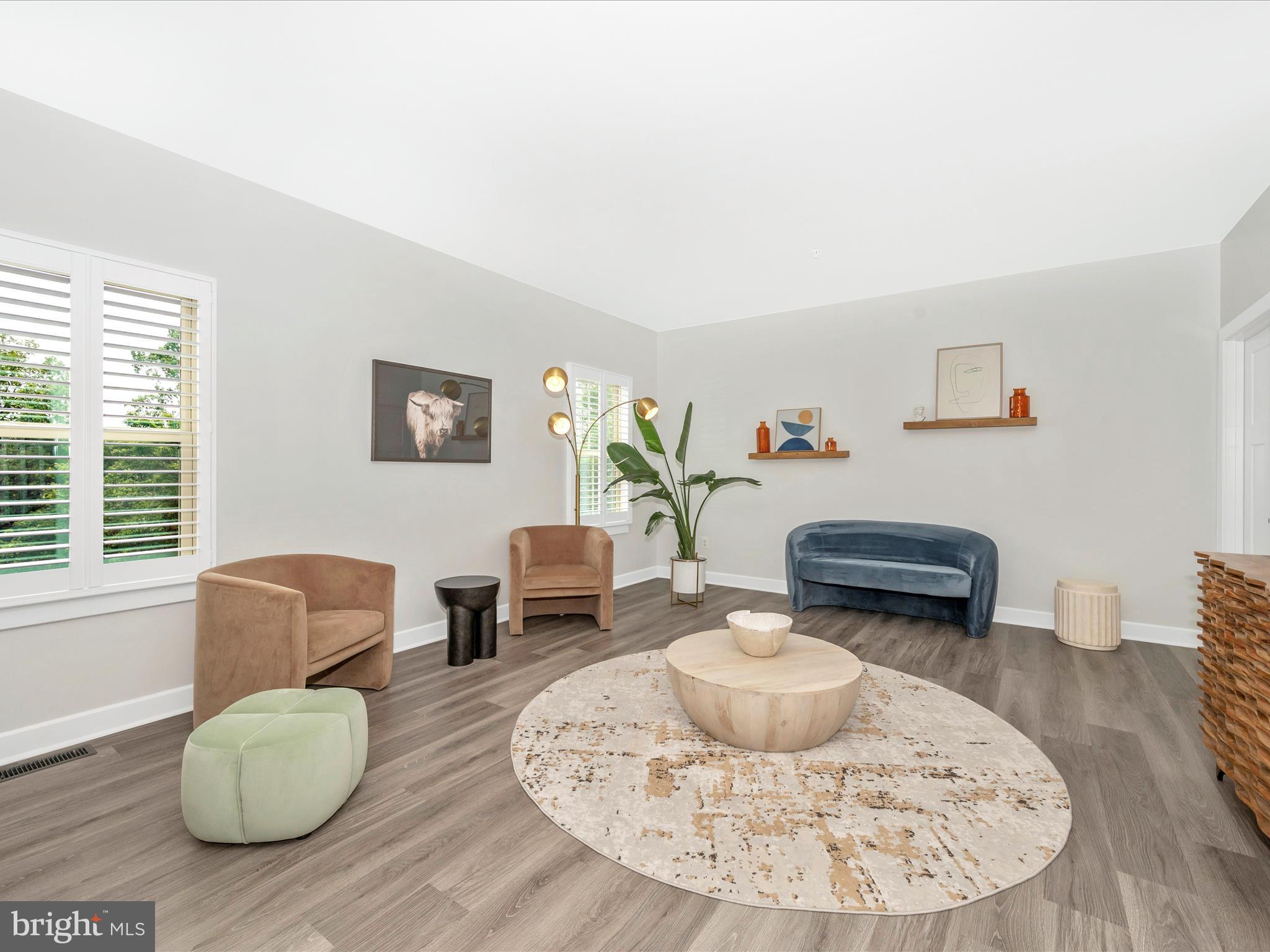 LAKE LINGANORE - Residential