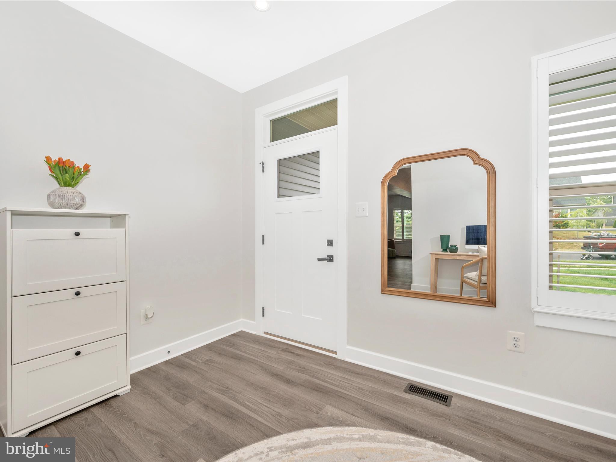 LAKE LINGANORE - Residential