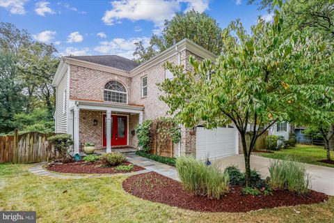 Photo of 3914 Kincaid Terrace, KENSINGTON, MD 20895 (MLS # MDMC2199030)