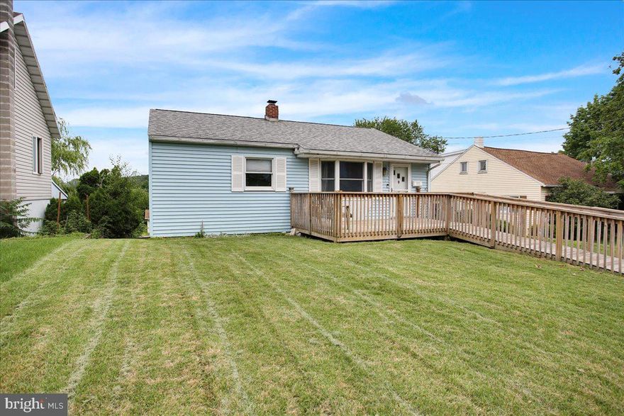 Welcome to 533 N 5th St! This charming ranch-style home in the Hamburg School District offers a cozy and
comfortable living experience, complete with two bedrooms, two bathrooms, a garage, and a fenced-in back yard.
As you enter the home from the ramp and front porch, you’ll be greeted by an inviting living room with fresh paint
and updated flooring. The open floor plan seamlessly connects the living room and the kitchen. The kitchen features
ample cabinet and counter space, and a built in breakfast bar. Down the hall, you will find two bedrooms and a full
bathroom. If you head down to the partially finished basement, you will find plenty of room for storage, the second
bathroom, the garage, the laundry room, and the sunroom. Out back you will find a large driveway and the fenced in
yard.
This one won’t last long, schedule your showing today!!