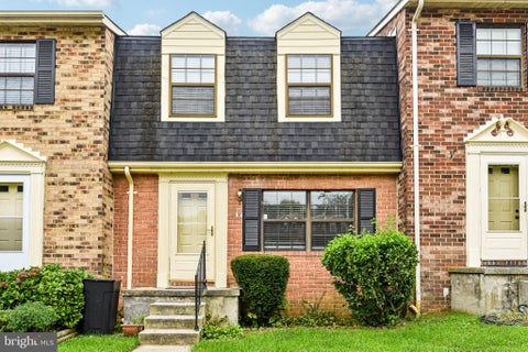 Townhouse For Sale - 37 Heather Hill Rd<br/> Baltimore County, BALTIMORE, MD 21228