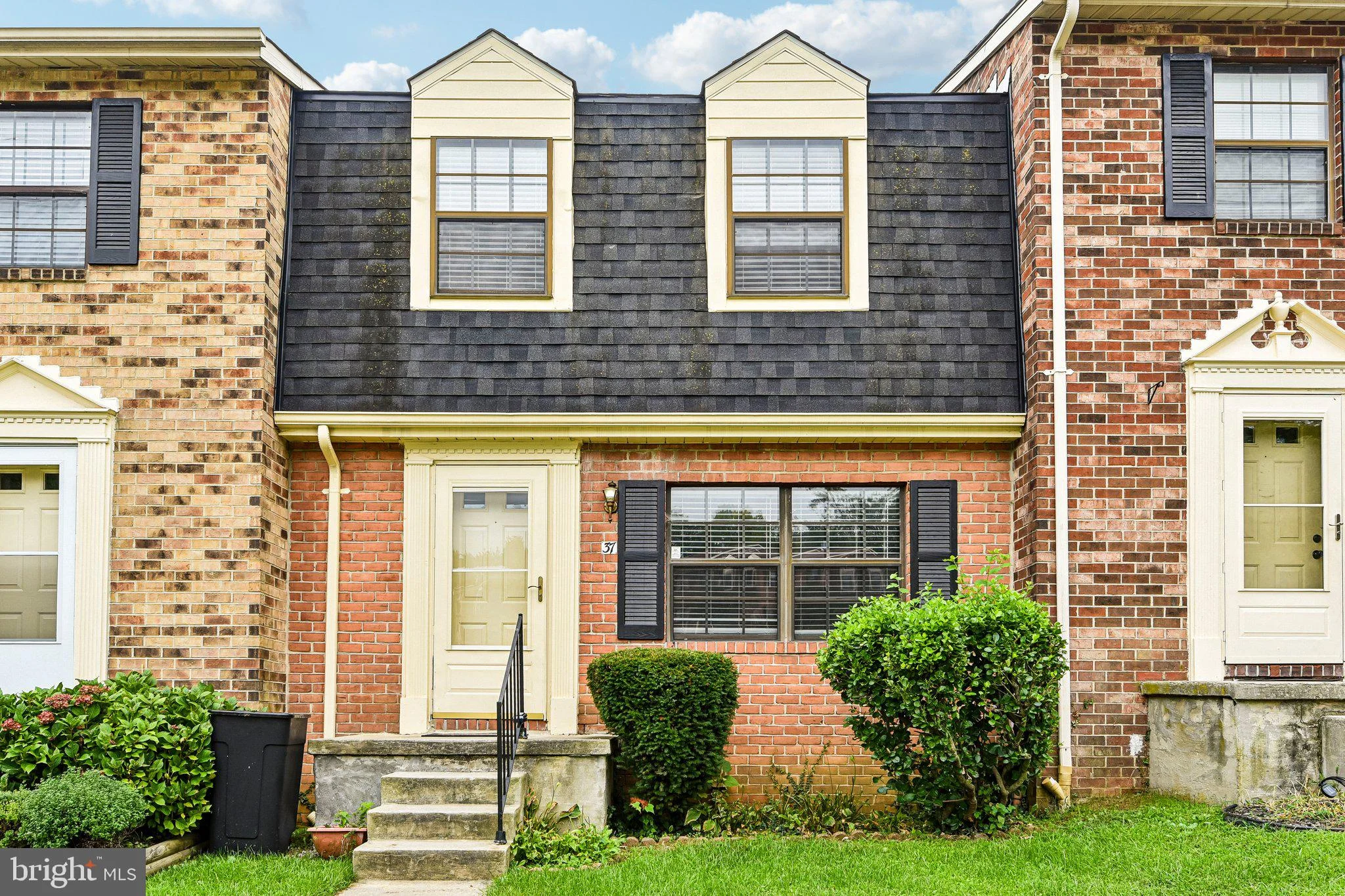 37 Heather Hill Rd, Baltimore, MD, 21228