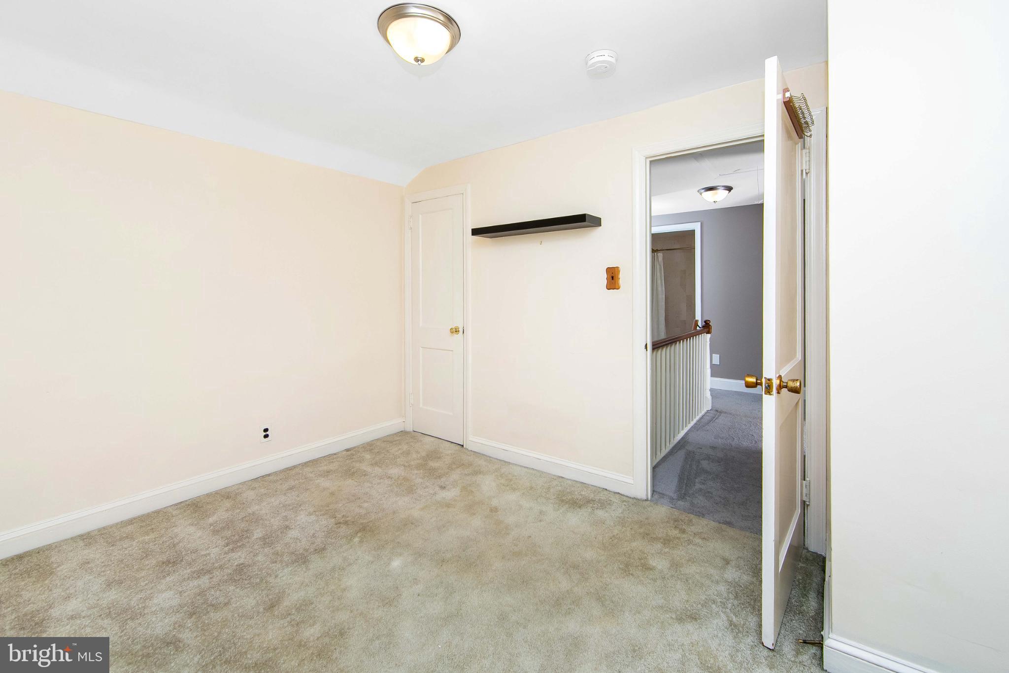 ROLLING GREEN - Residential Lease