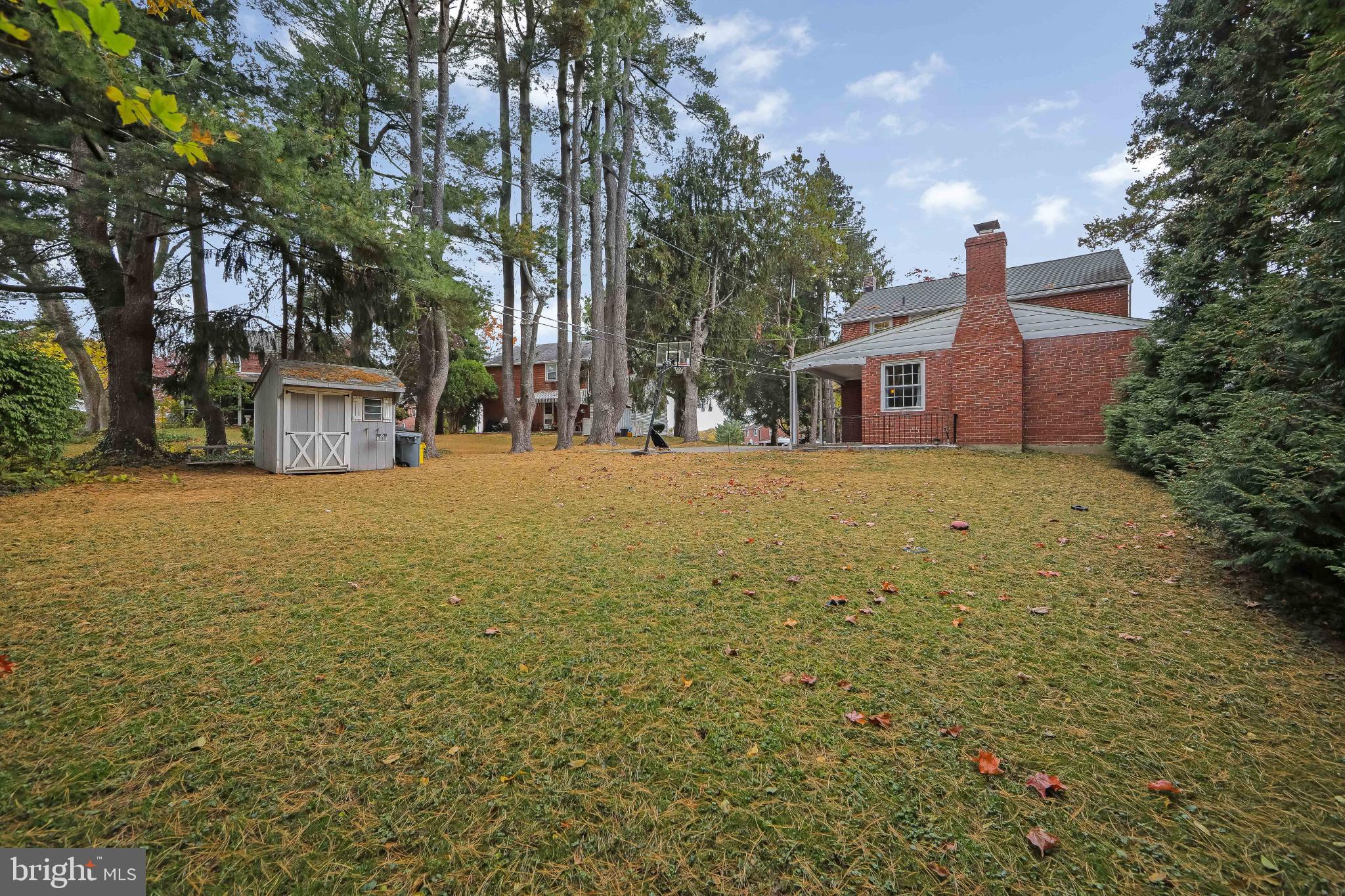 ROLLING GREEN - Residential Lease