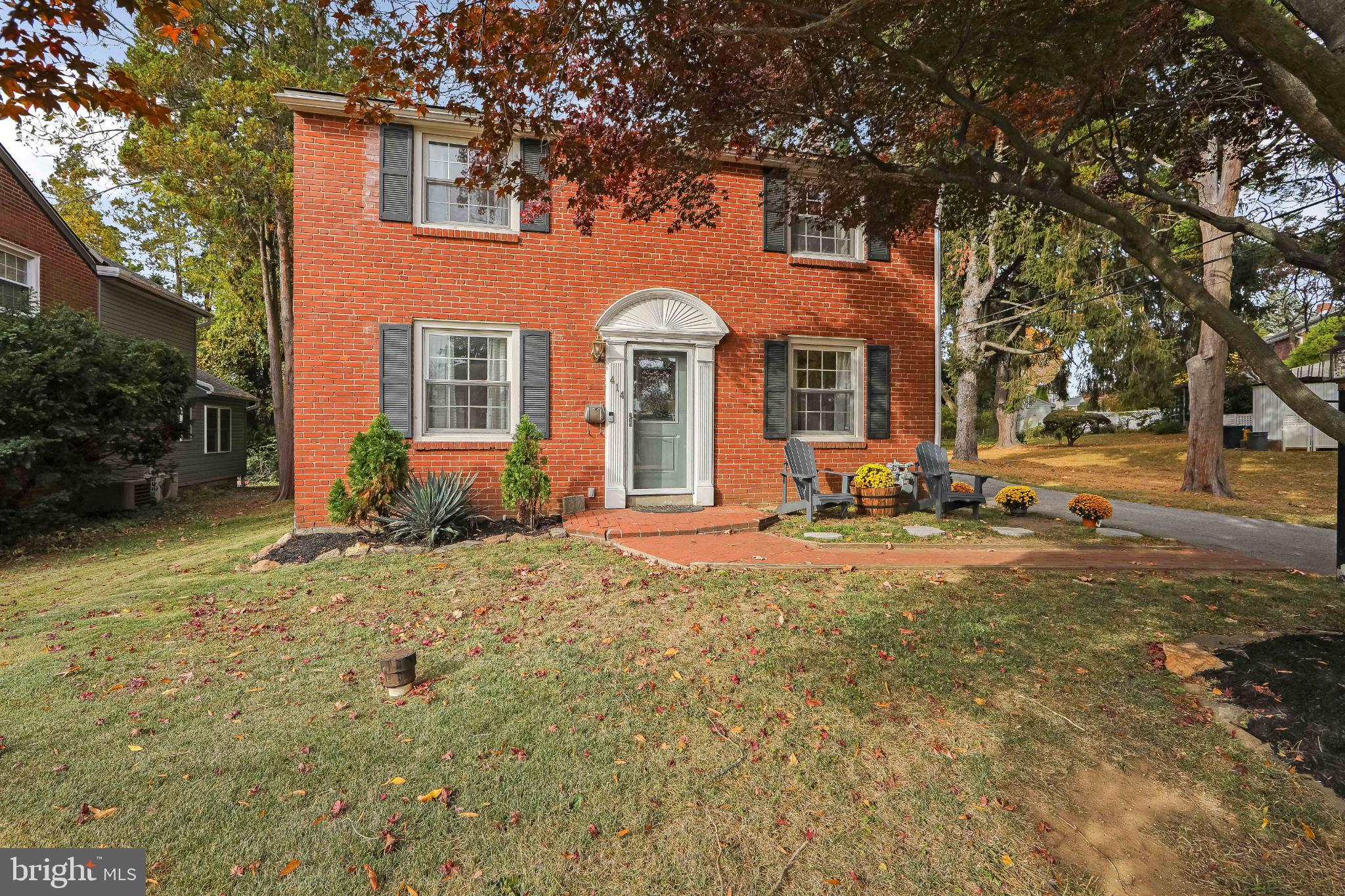 ROLLING GREEN - Residential Lease