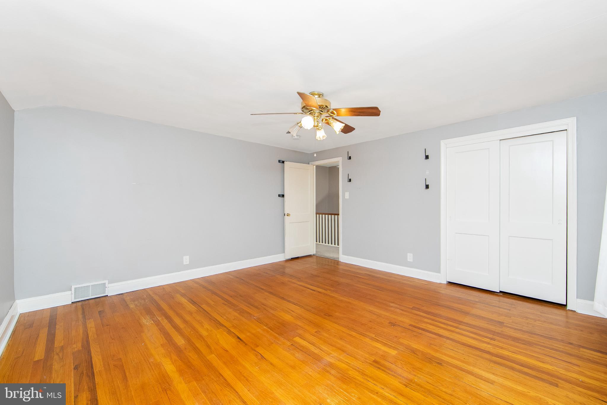 ROLLING GREEN - Residential Lease