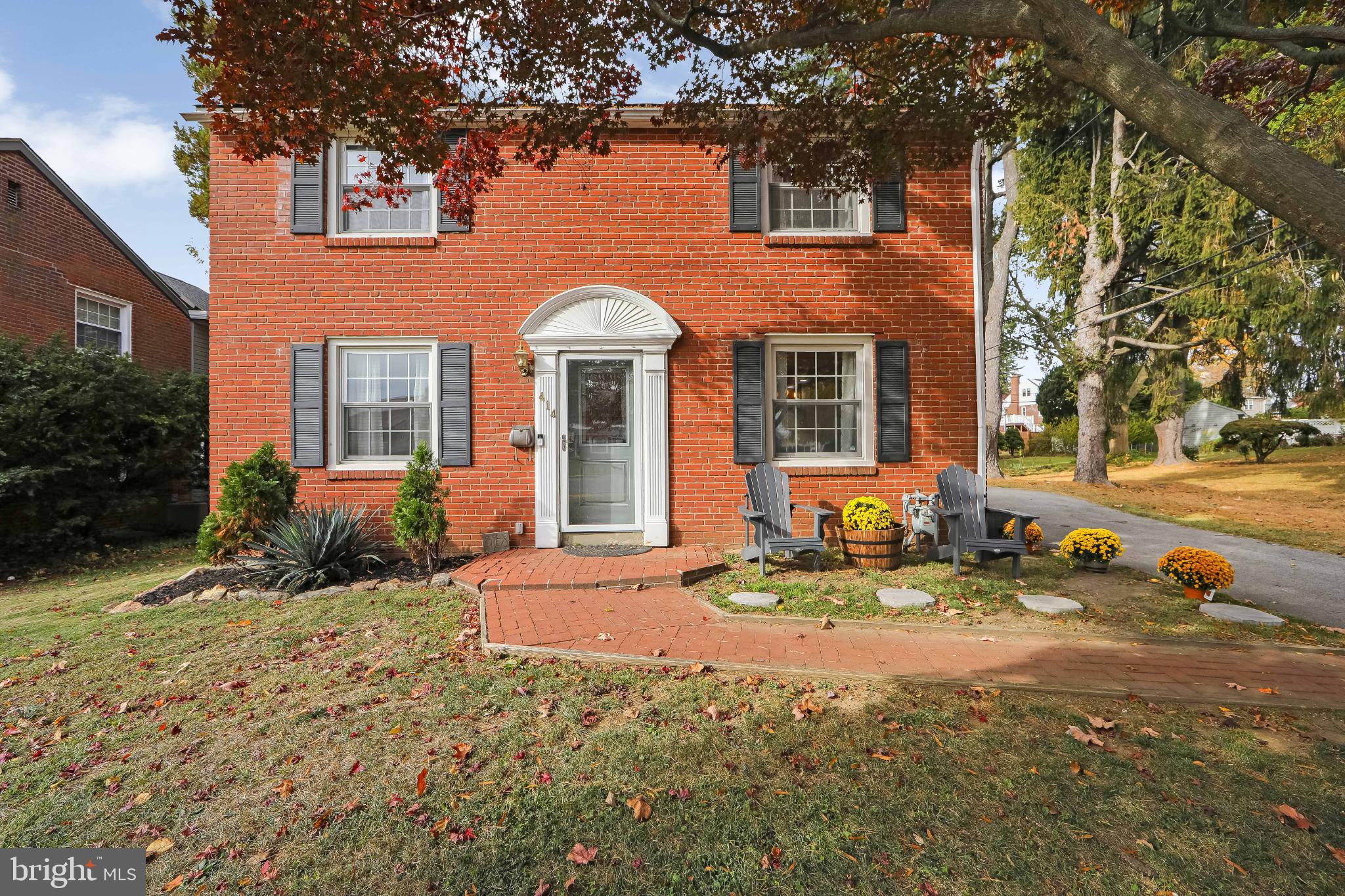 ROLLING GREEN - Residential Lease