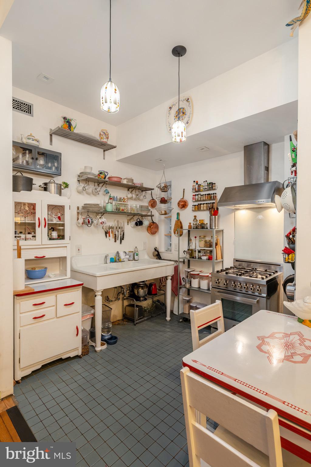 OLD CITY - Residential