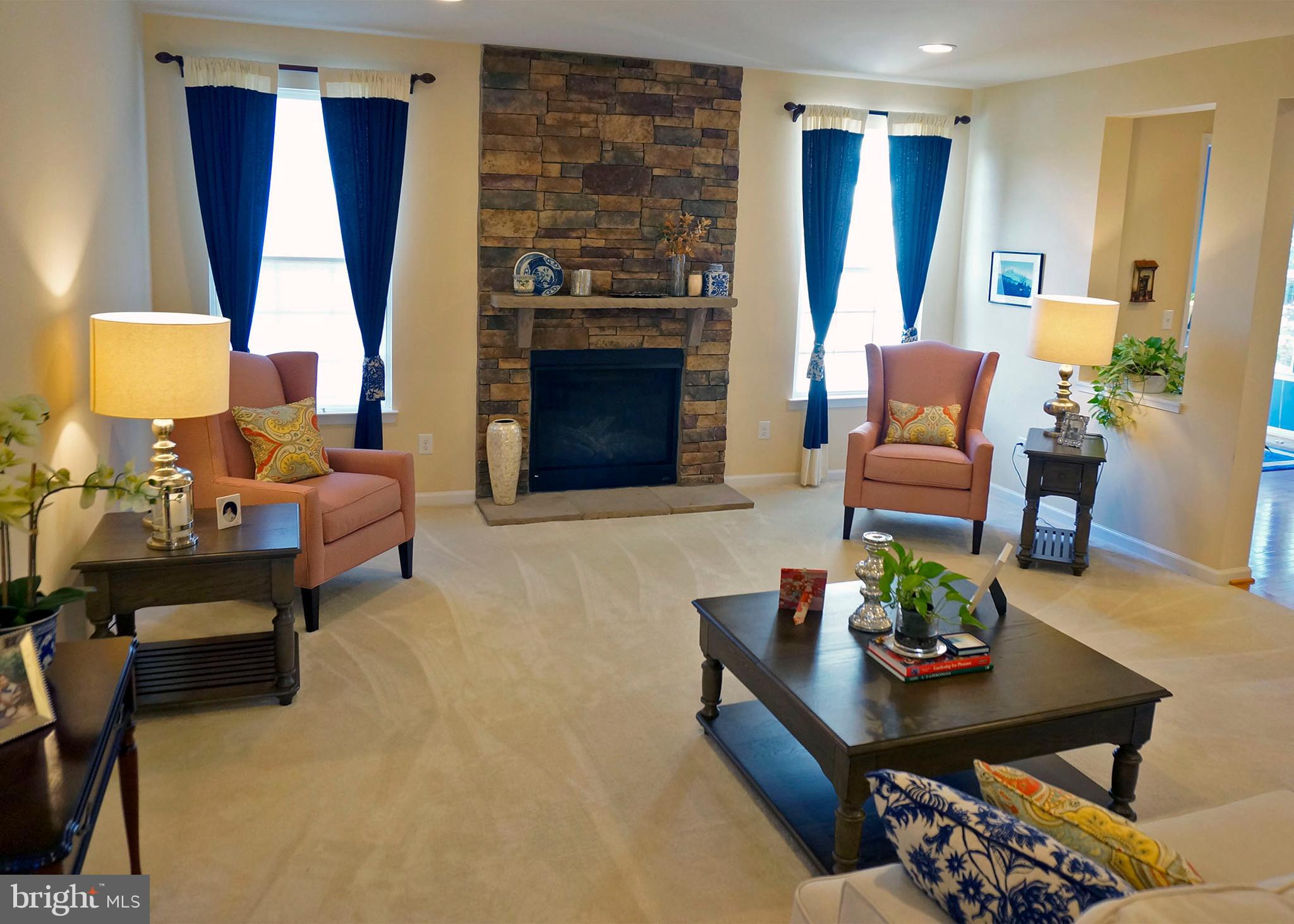 EAGLES POINTE WEST - Residential