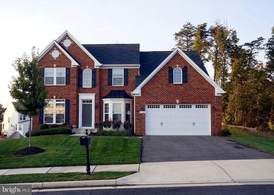 GORGEOUS LUXURY HOME WITH 6 SPACIOUS BEDROOMS INCLUDING MAIN LEVEL BR AND 2 EXTRA ROOMS IN THE BASEMENT WITH FULL BATH***LARGE GOURMET KITCHEN WITH CENTER ISLAND, GRANITE, STAINLESS AND SPACIOUS MORNING ROOM***BEAUTIFUL HARDWOODS ON MAIN LEVEL, LARGE DECK, ALMOST 1/2 ACRE BACKYARD, HUGE OPEN REC. ROOM FULL BATH***LARGE WALK-IN CLOSETS IN MULTIPLE BR'S, UPSTAIRS LAUNDRY. AWESOME LOCATION NEAR MAJOR RDS. I-95 & POTOMAC MILL MALL