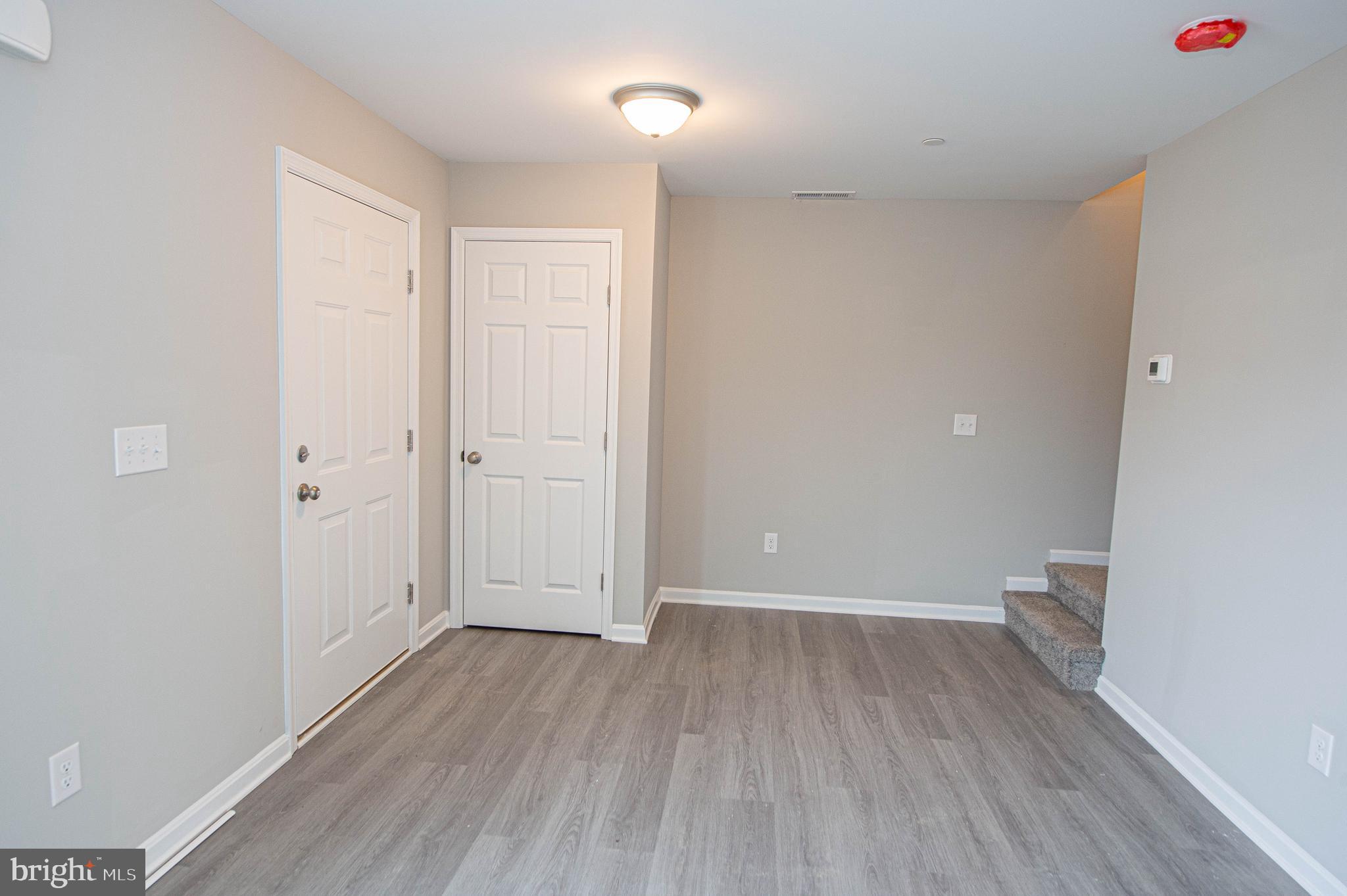 BUTLER'S VILLAGE - Residential Lease