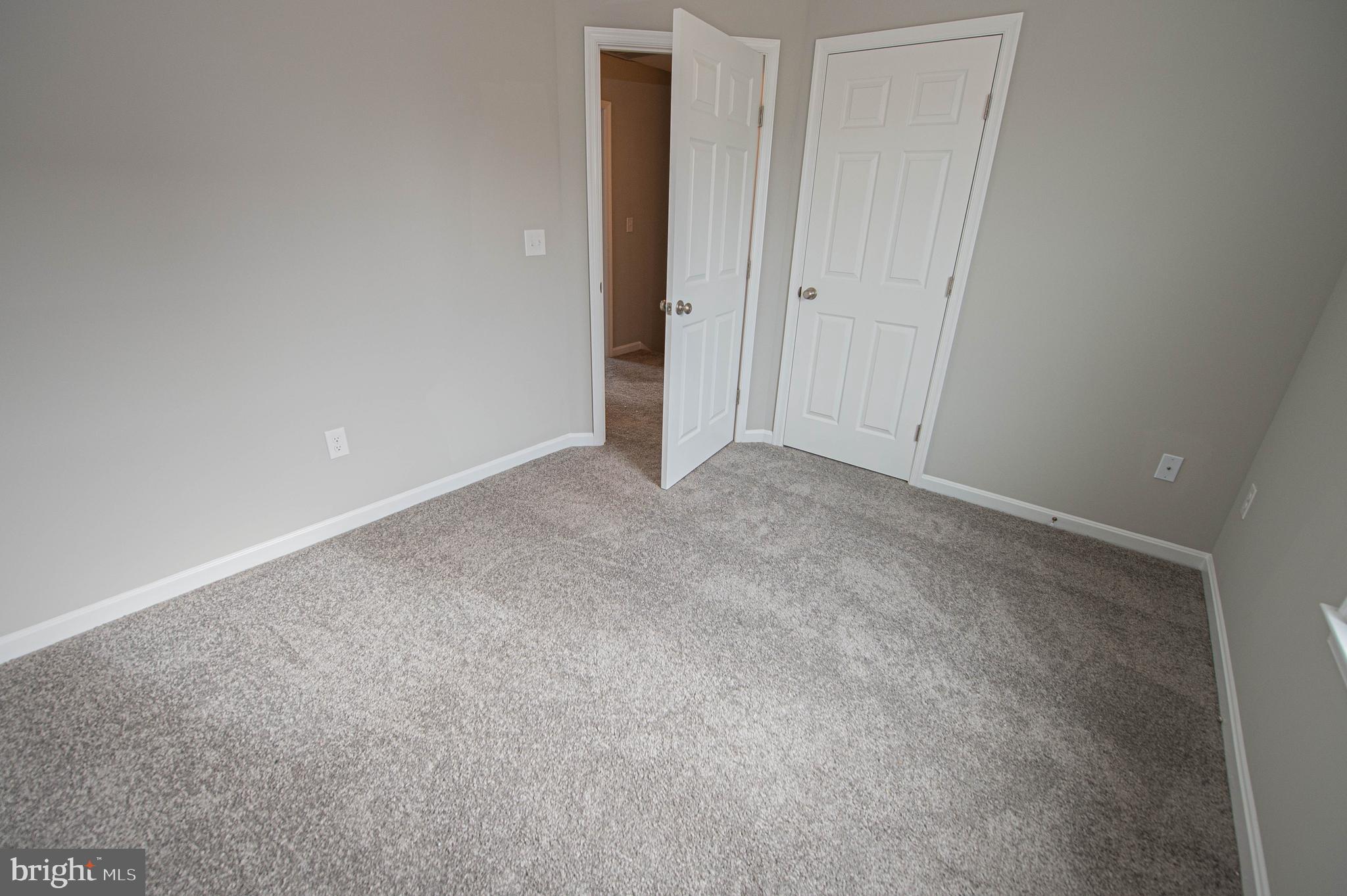 BUTLER'S VILLAGE - Residential Lease