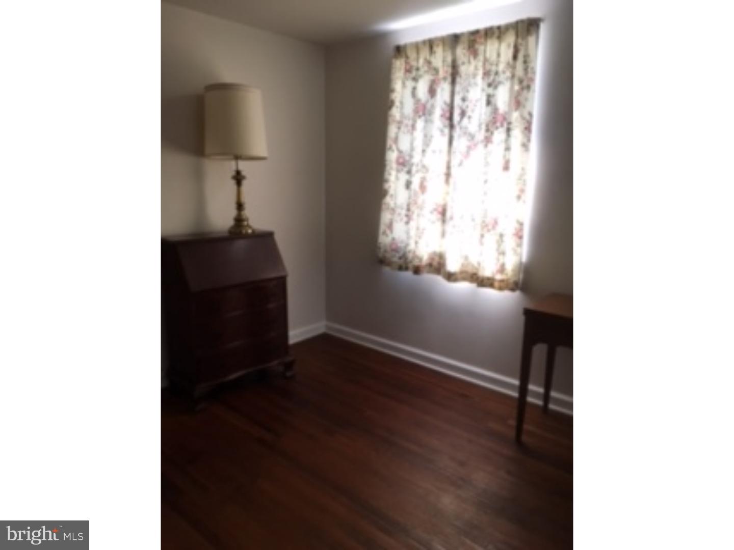 BUSTLETON - Residential