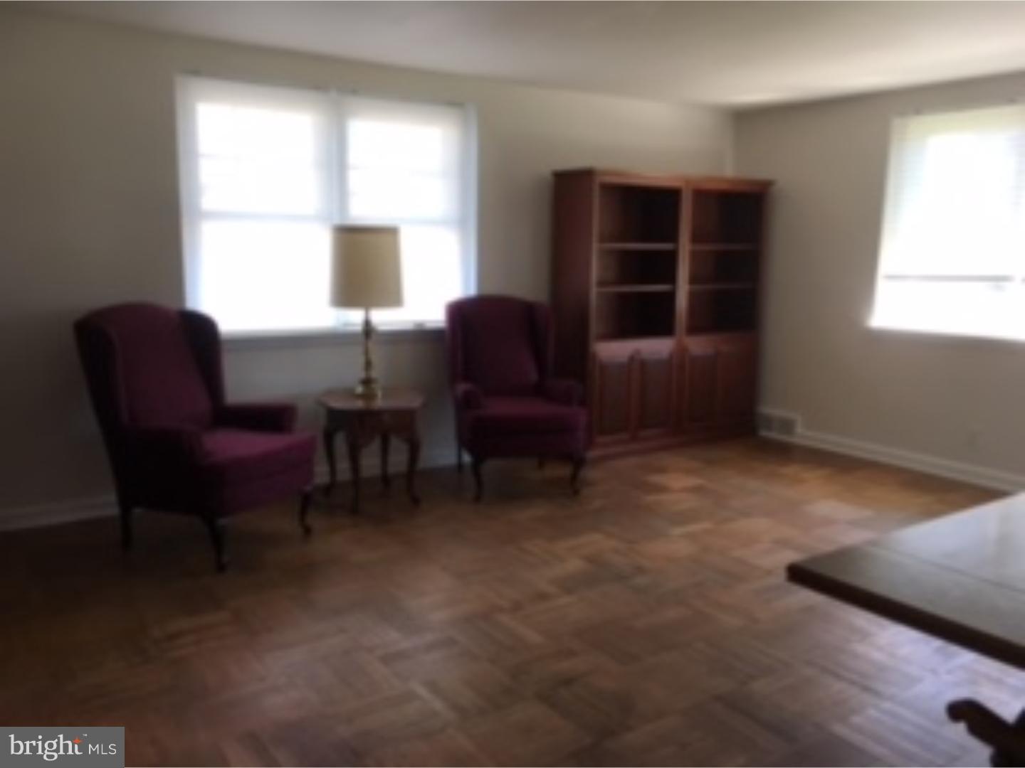 BUSTLETON - Residential