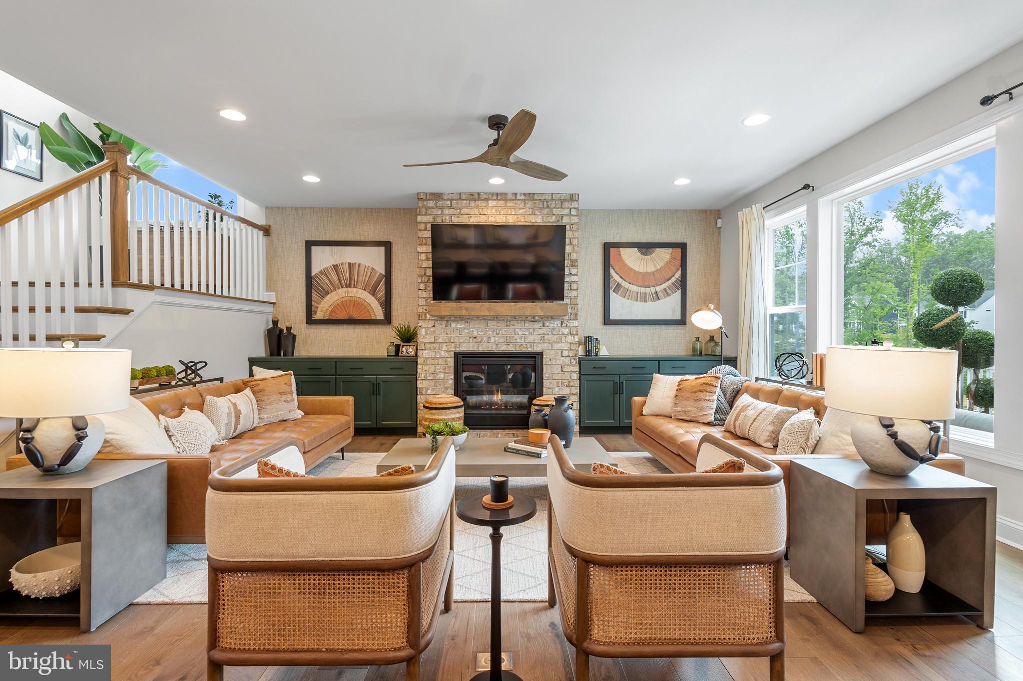 BRENTWOOD - Residential