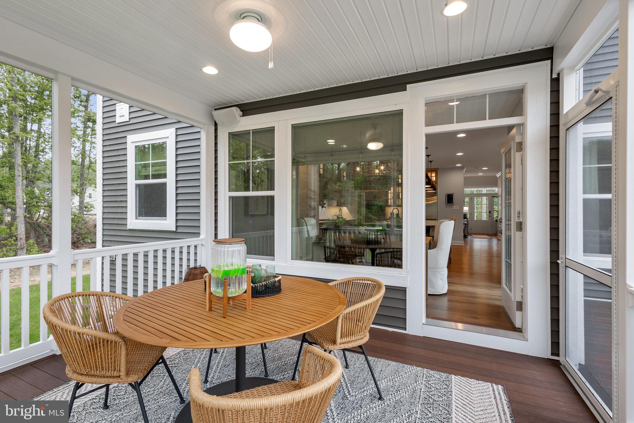 BRENTWOOD - Residential