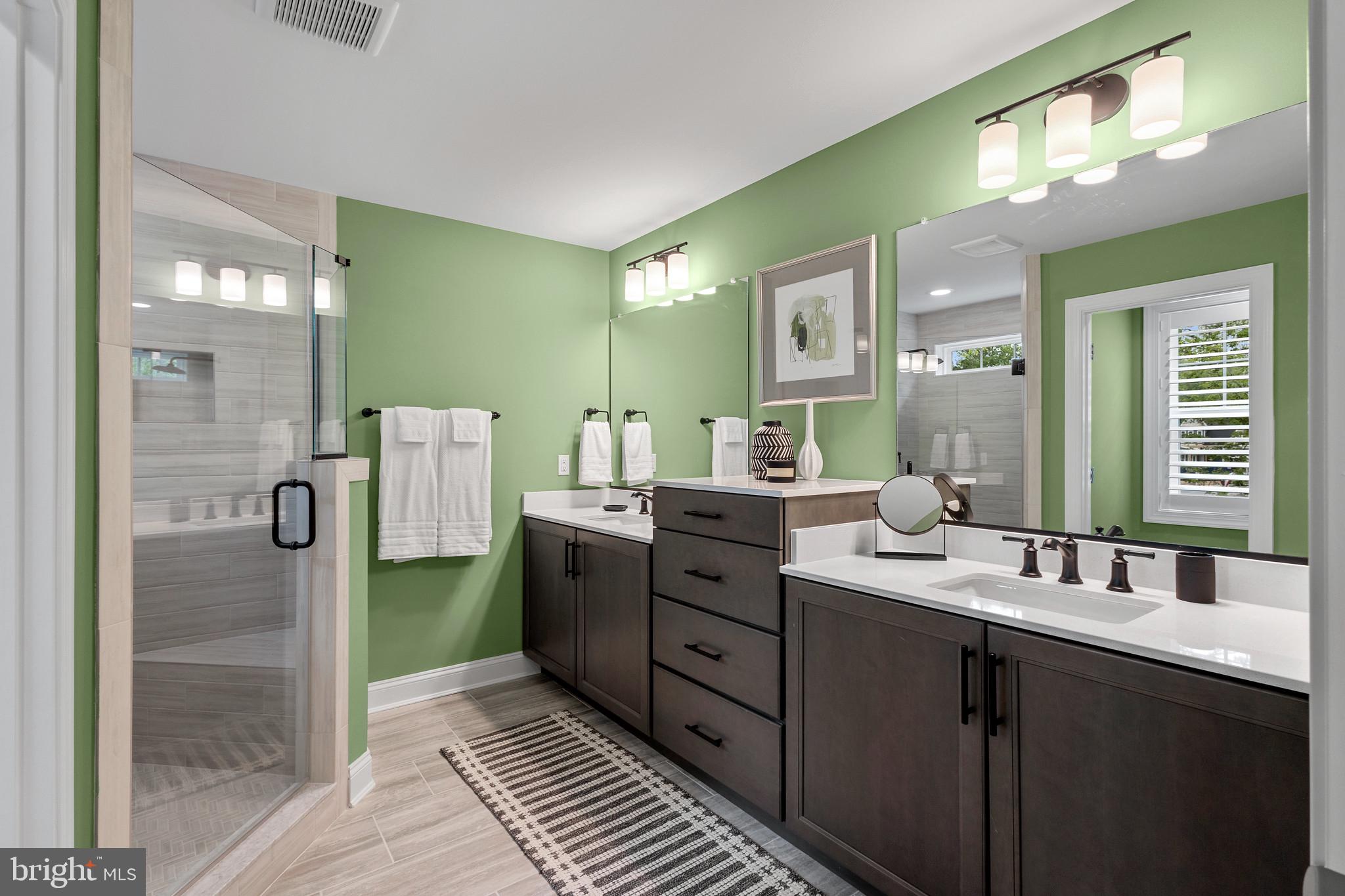 BRENTWOOD - Residential