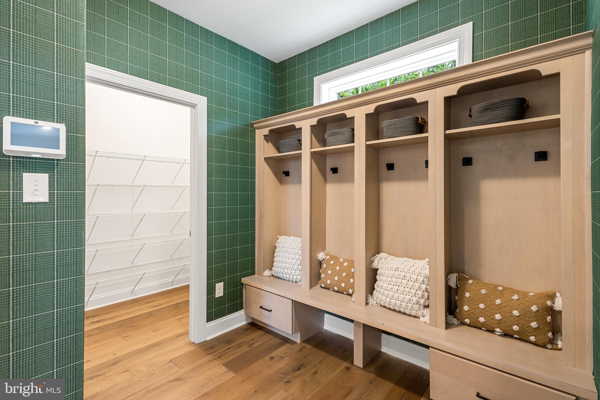 BRENTWOOD - Residential