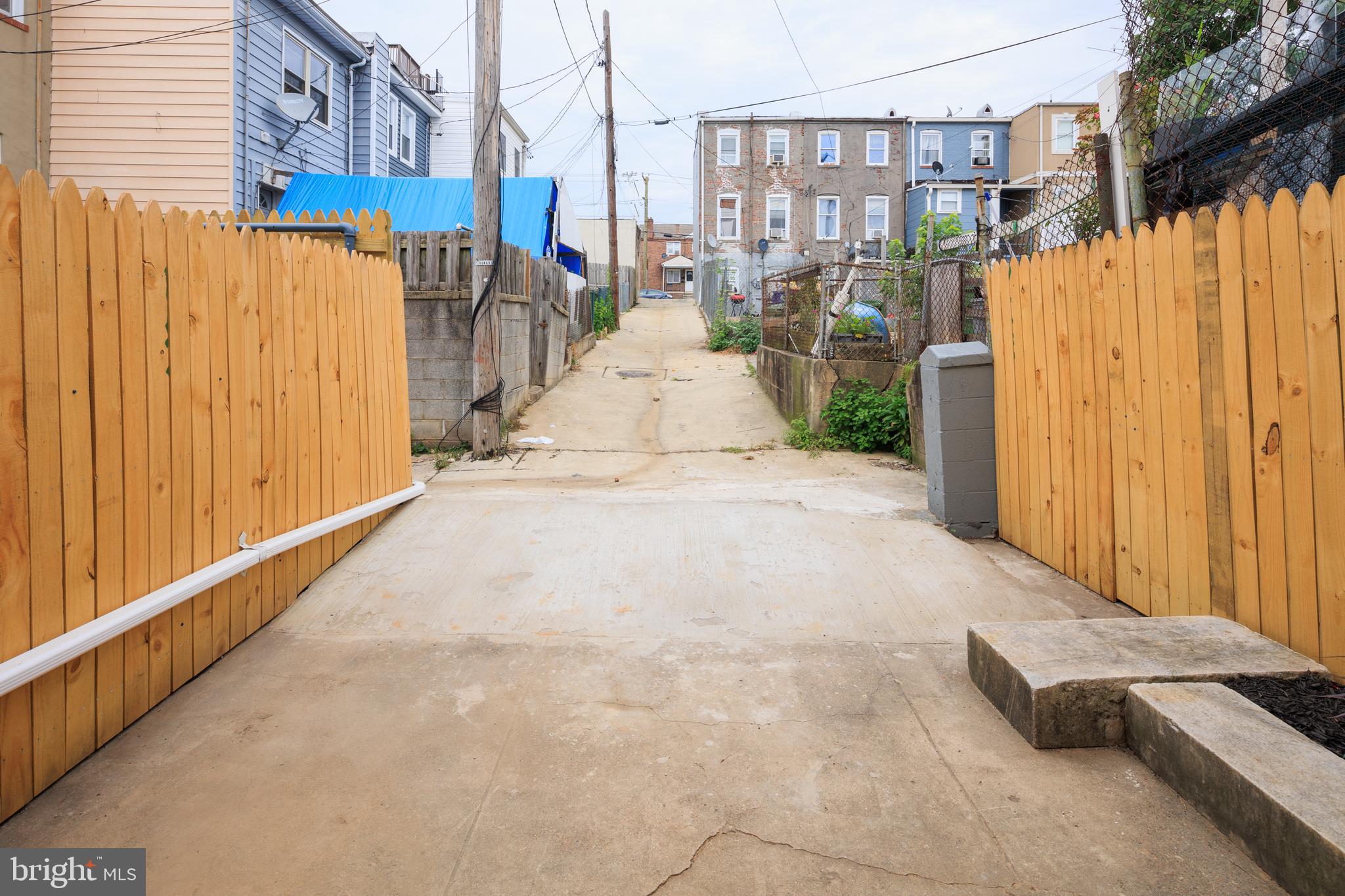 GREEKTOWN - Residential