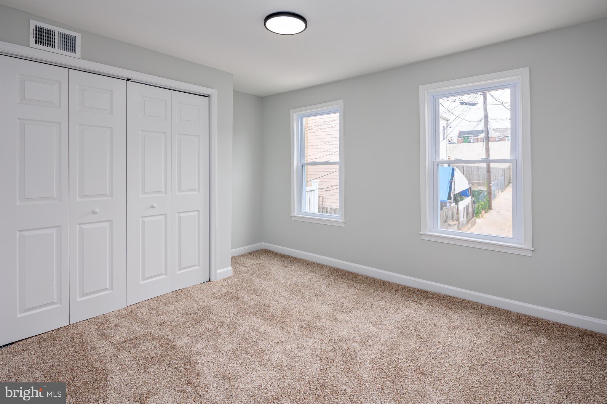 GREEKTOWN - Residential