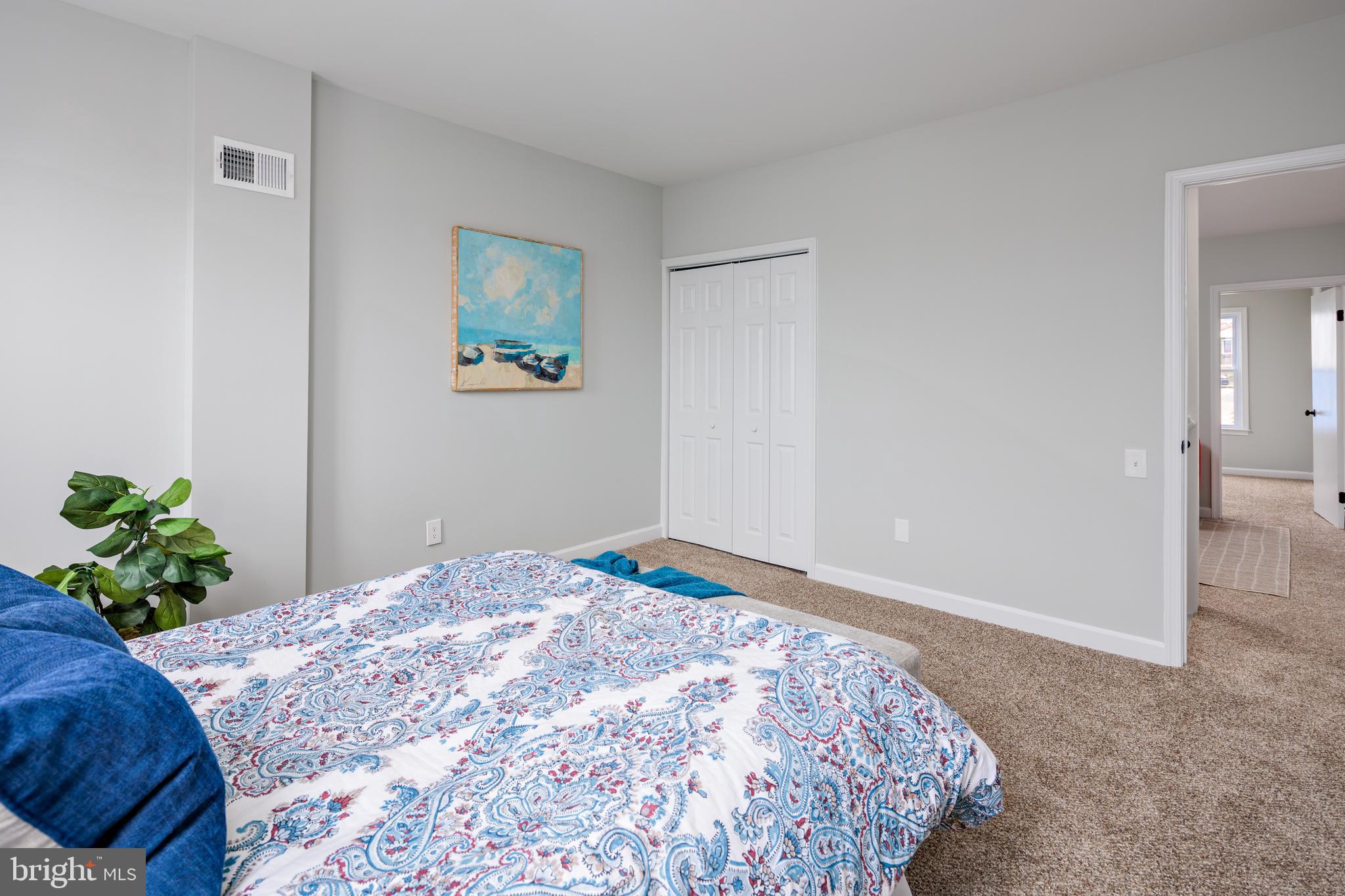 GREEKTOWN - Residential