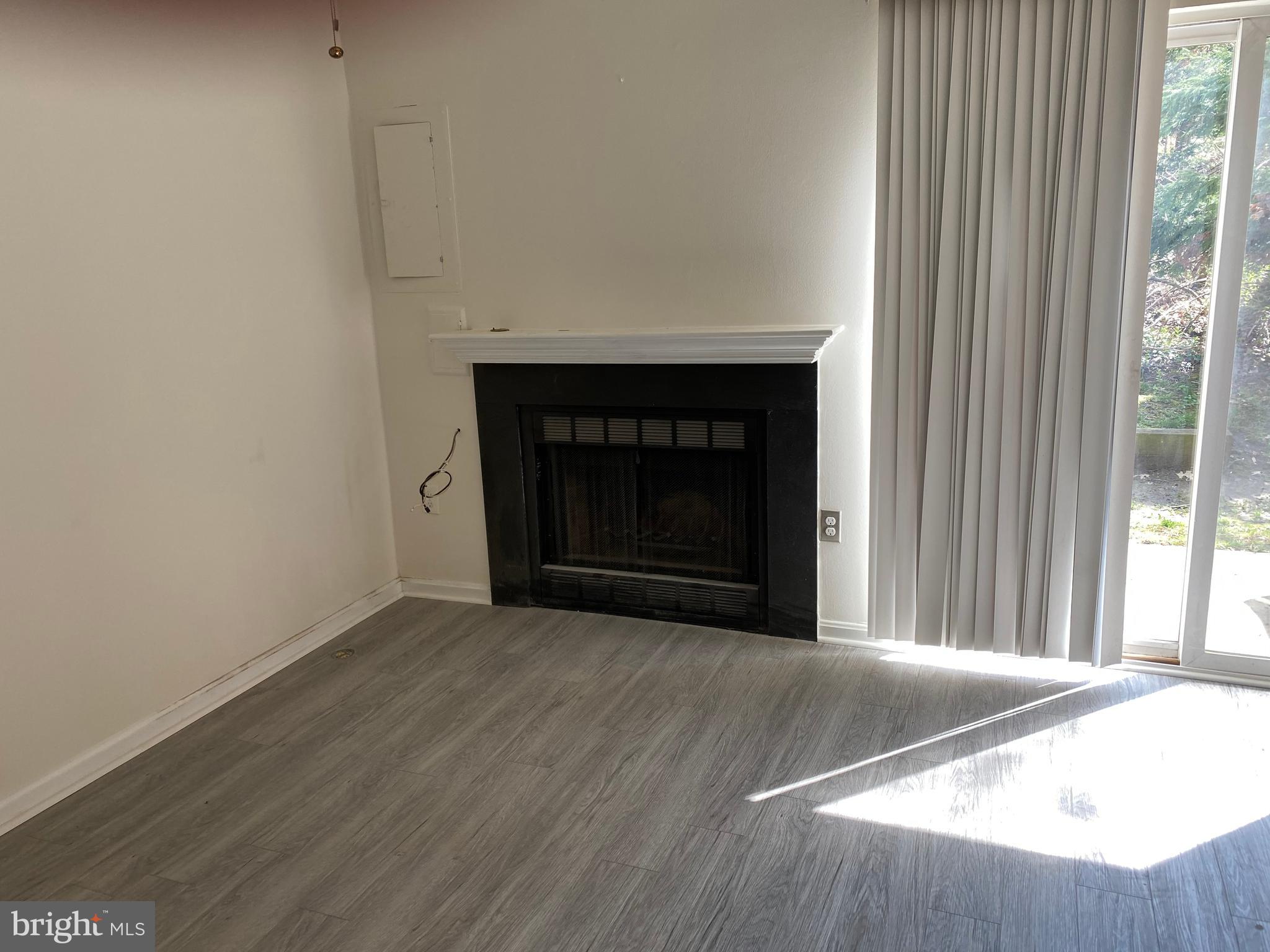 MARINERS LANDING - Residential Lease