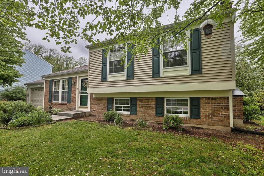 4 bedroom split level home in Hempfield schools with all new vinyl siding. Eat in kitchen, wood burning fireplace in family room, ceiling fans in bedrooms and hardwood flooring in master bedroom. Full deck leads to spacious yard with mature landscaping.  New heating/cooling system, newly renovated bathroom/laundry with ceramic tile and all appliances stay. Convenient location with easy access to major routes.