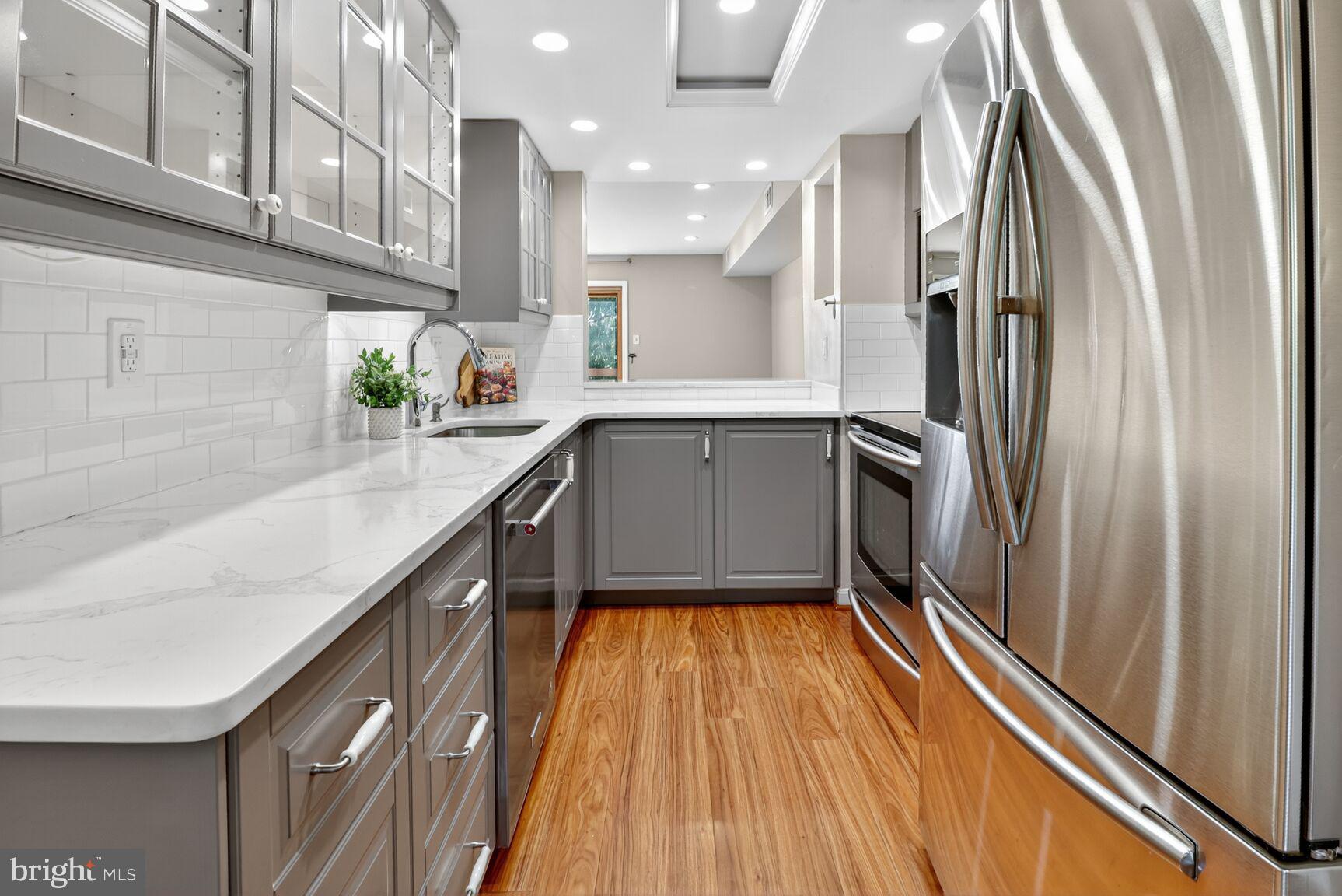 COPPER HILL - Residential