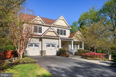 3003 BEECHWOOD LANE FALLS CHURCH VA 22042