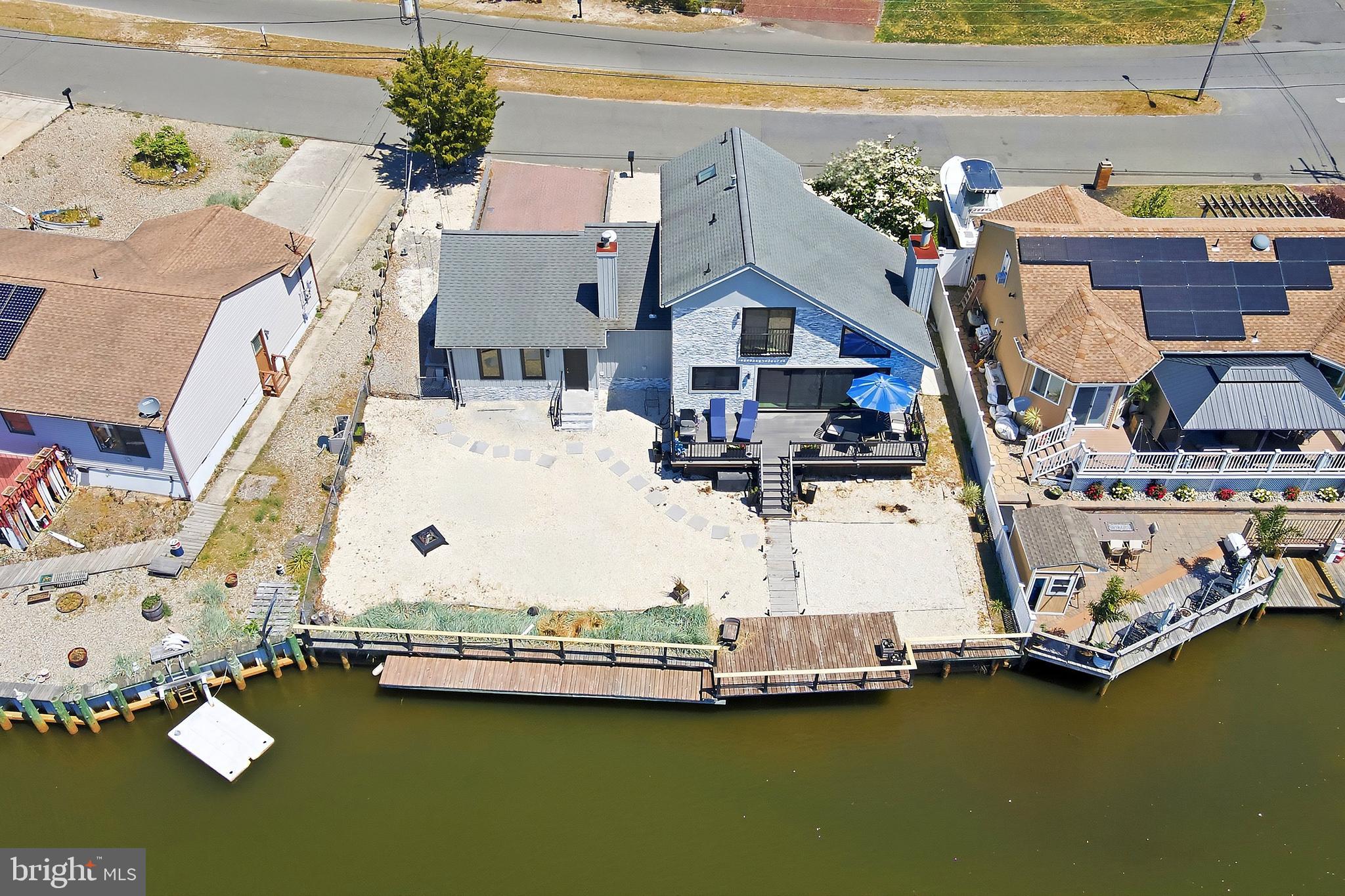 15 PARKERS POINT BOULEVARD