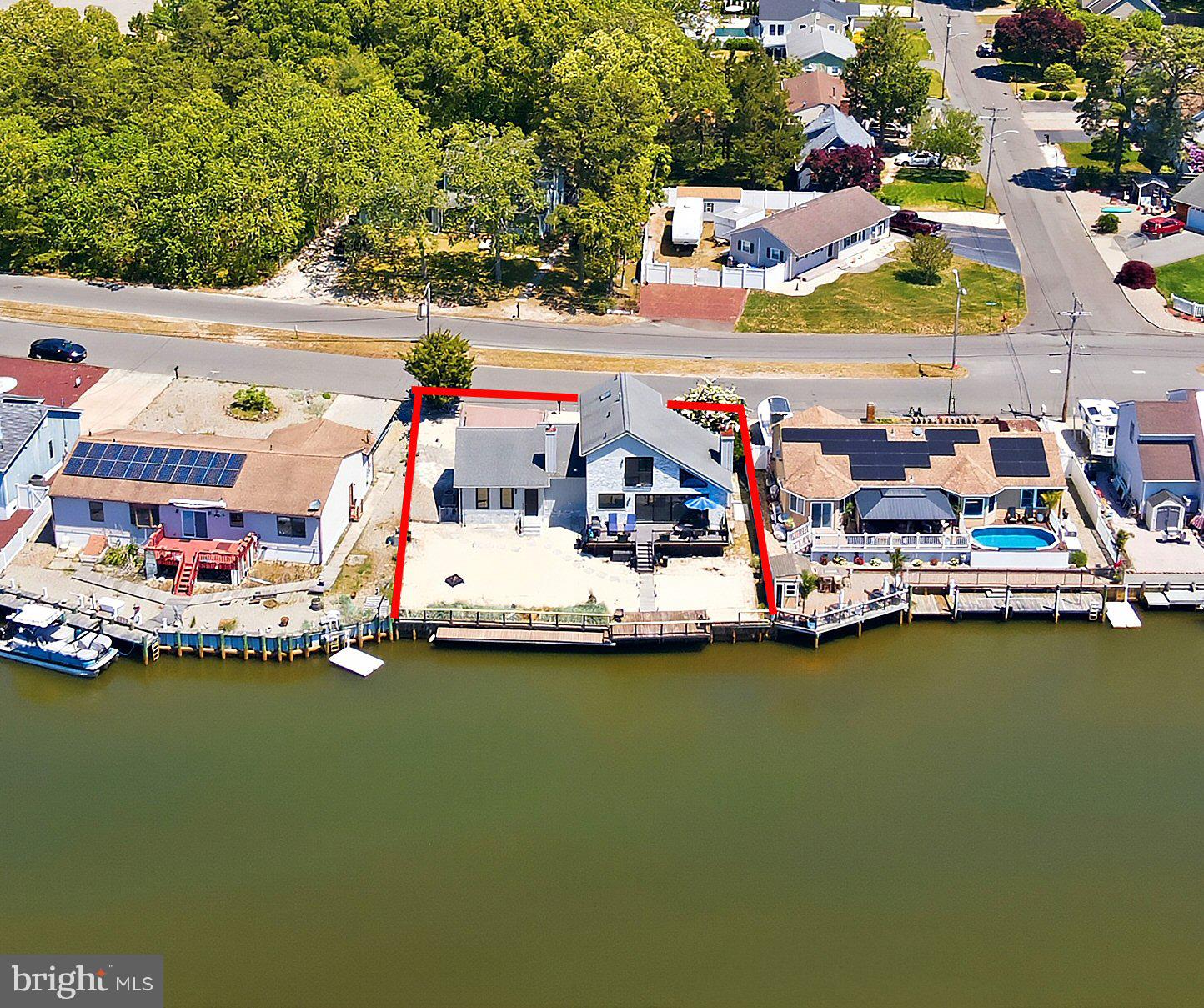 15 PARKERS POINT BOULEVARD