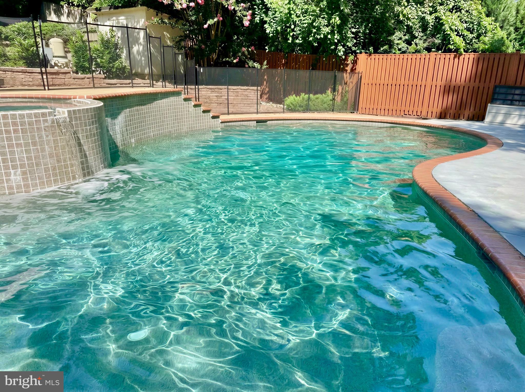 FOX HERITAGE - Residential