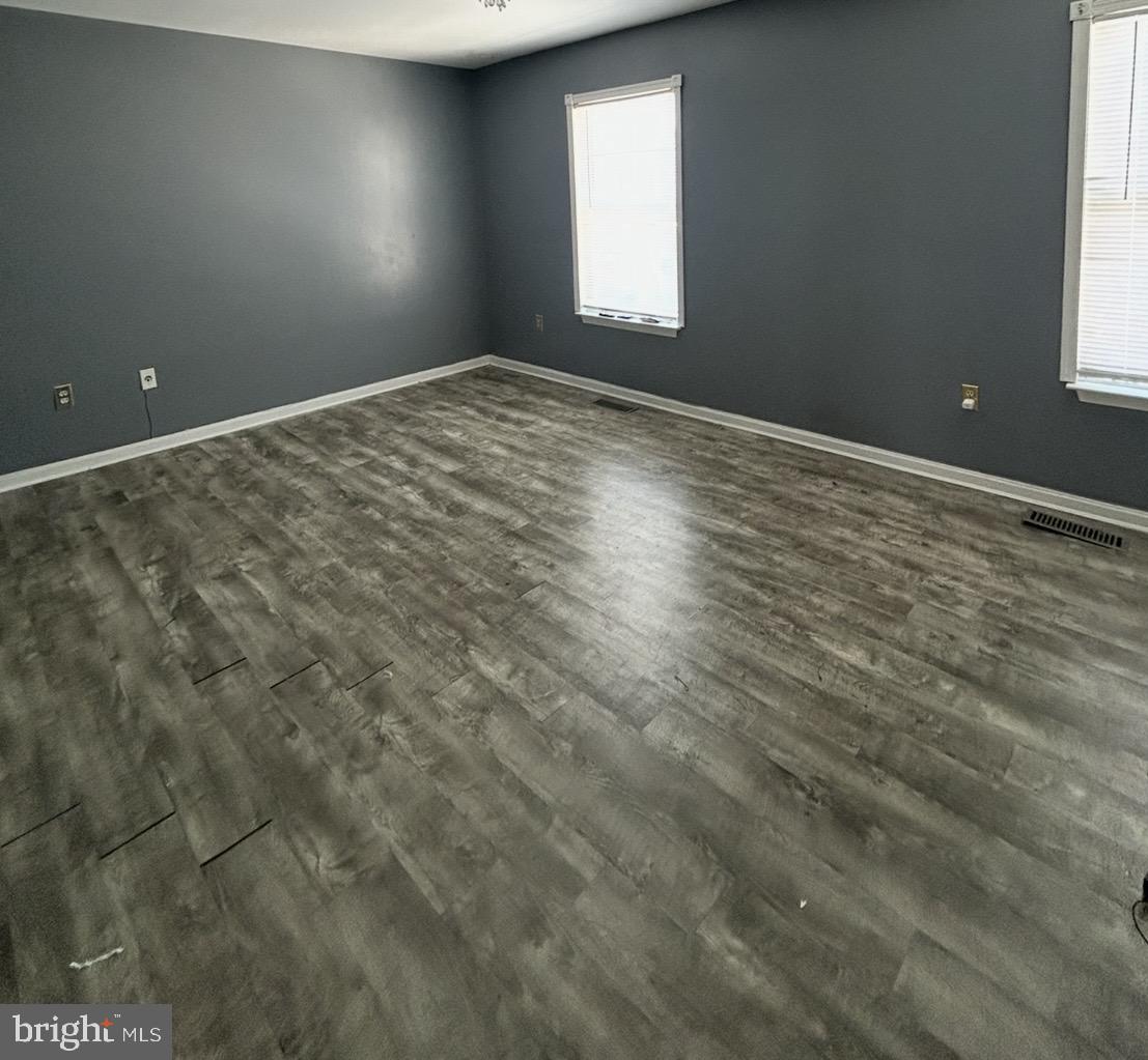 PRINCETON SQUARE - Residential