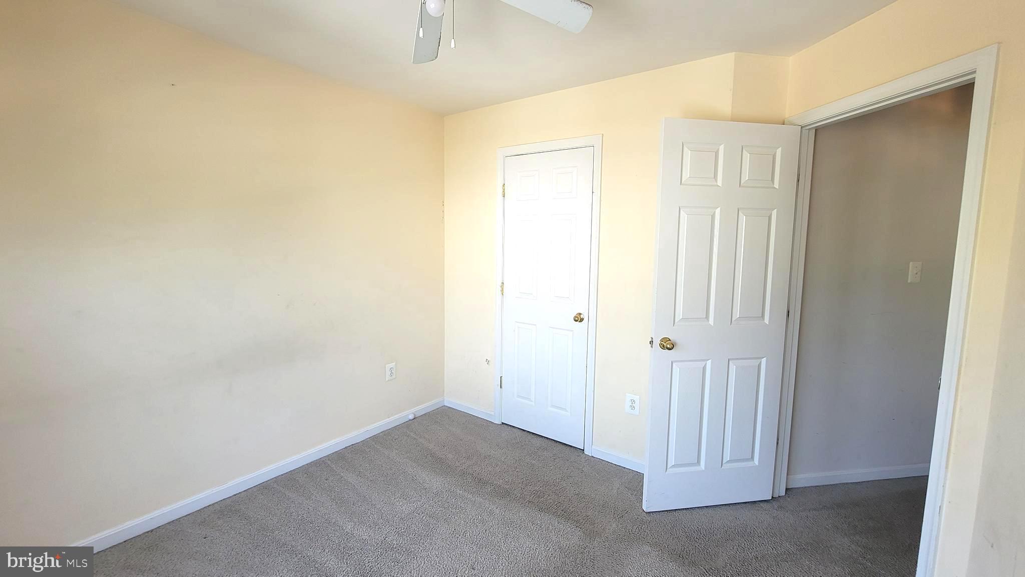 WELLINGTON TRACE - Residential Lease