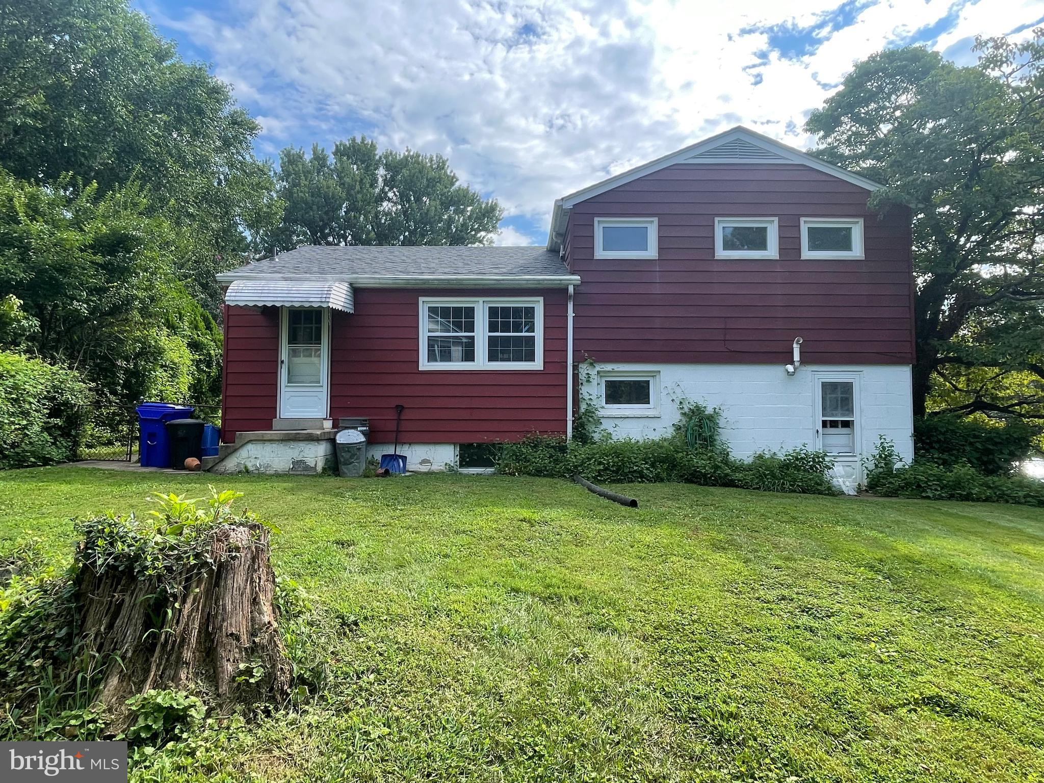 ROCK CREEK PALISADES - Residential Lease