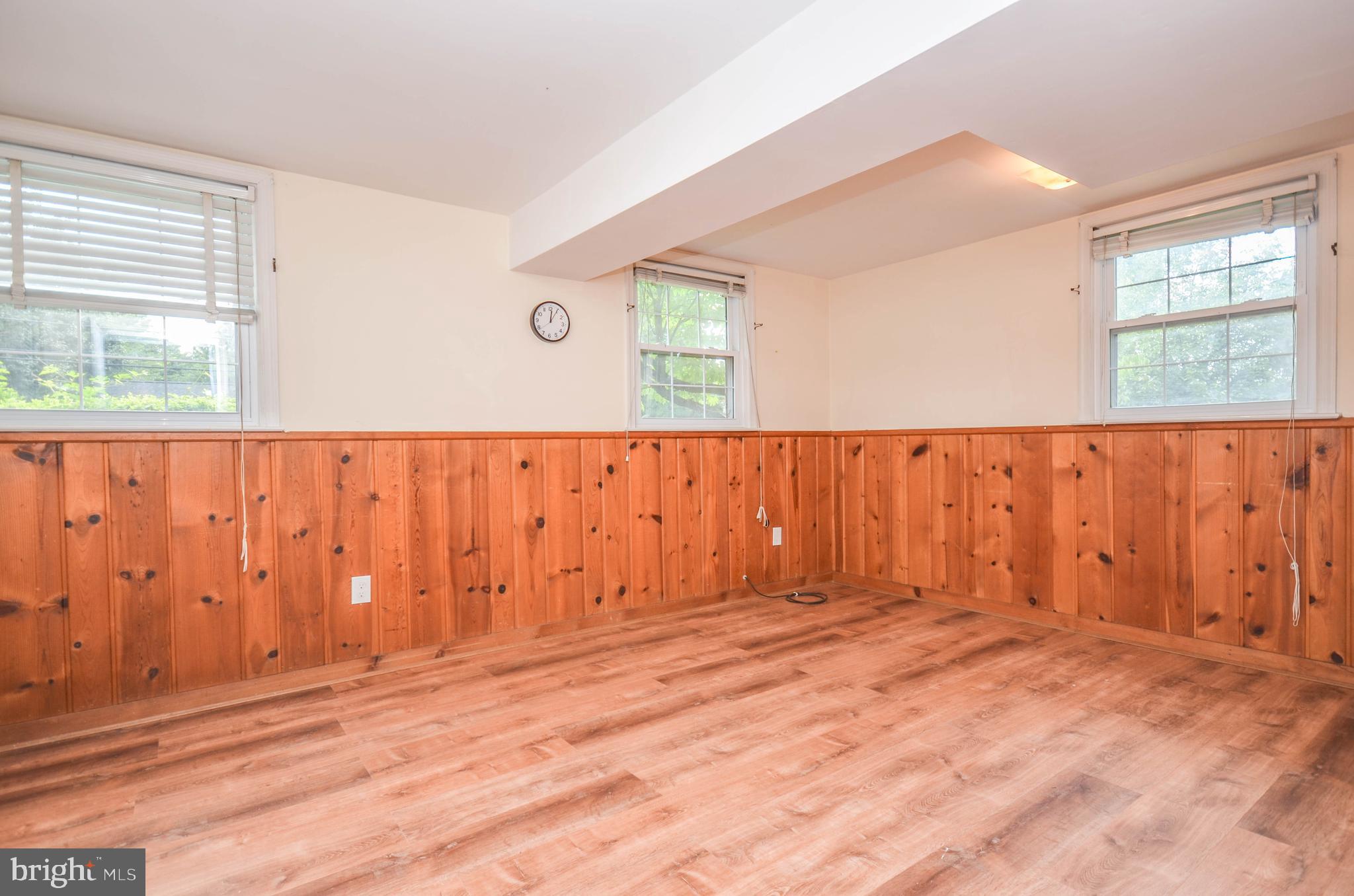 ROCK CREEK PALISADES - Residential Lease