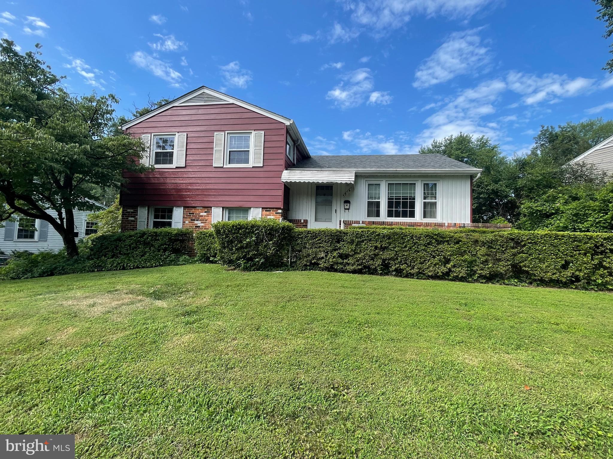 ROCK CREEK PALISADES - Residential Lease