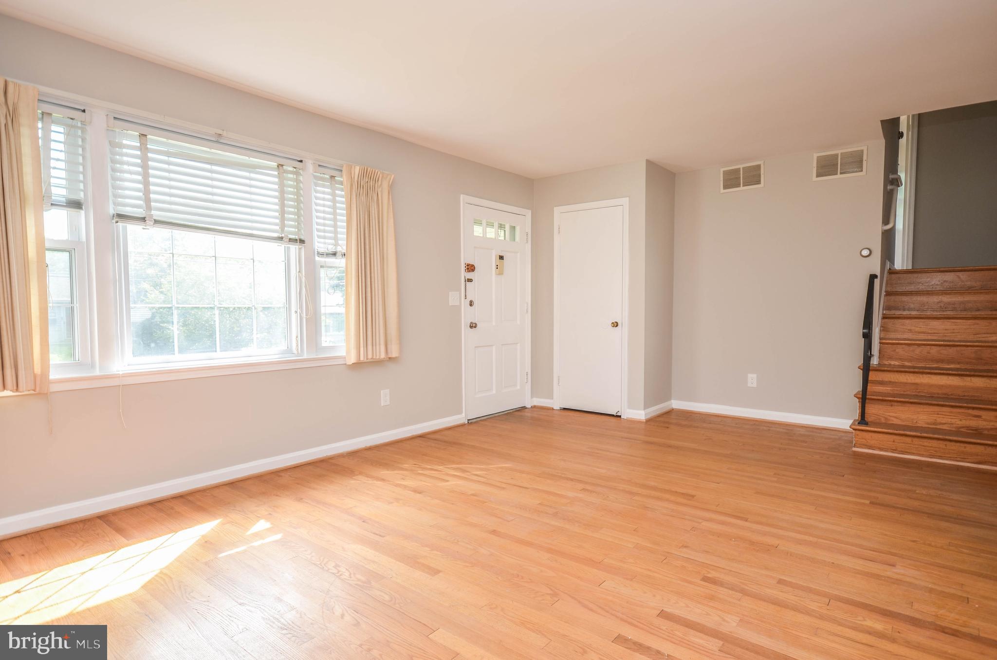 ROCK CREEK PALISADES - Residential Lease